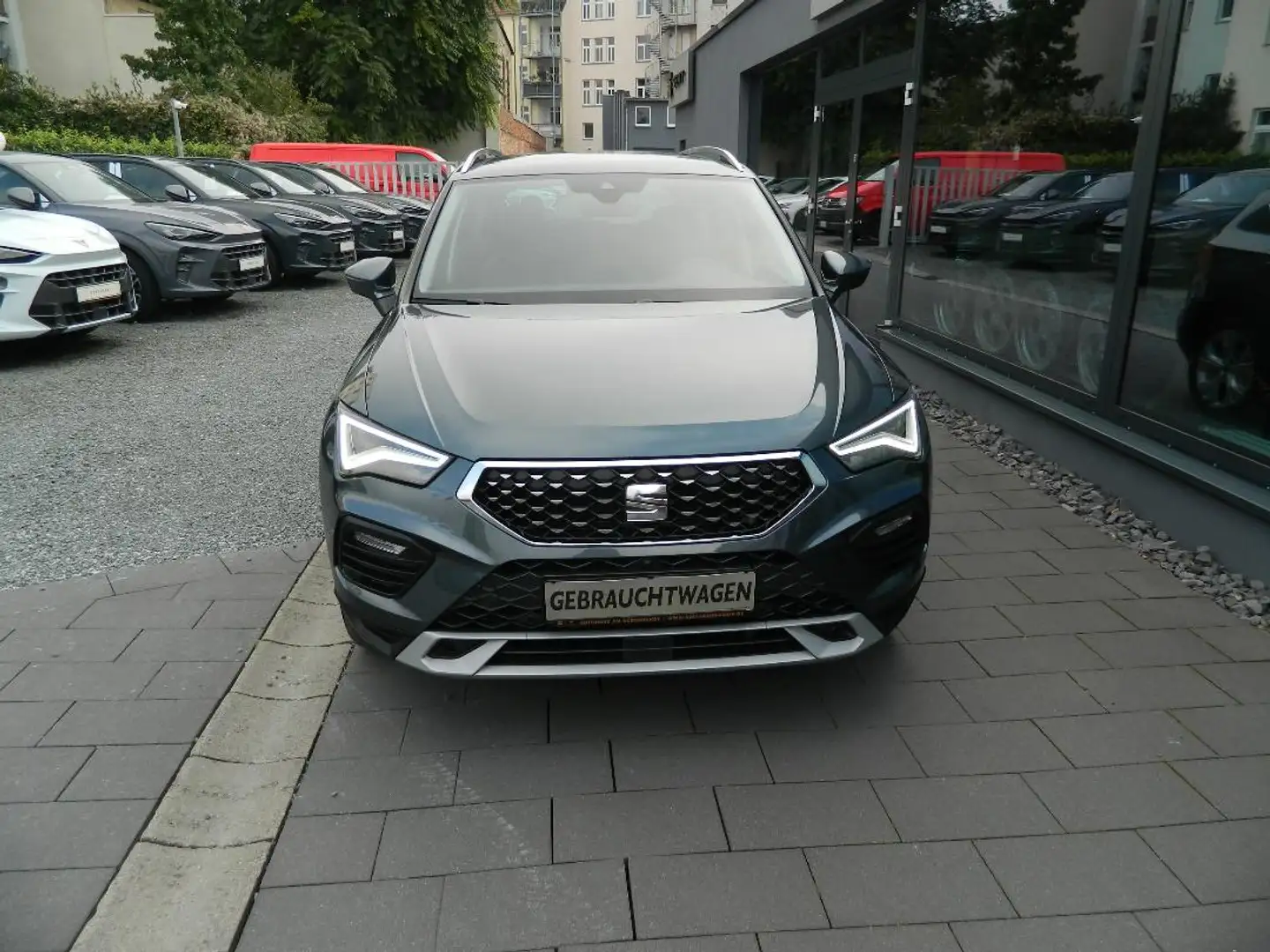 SEAT Ateca Xperience 2.0 TSI DSG 4D TopView/elHeckkl/Sitzheiz Gris - 2