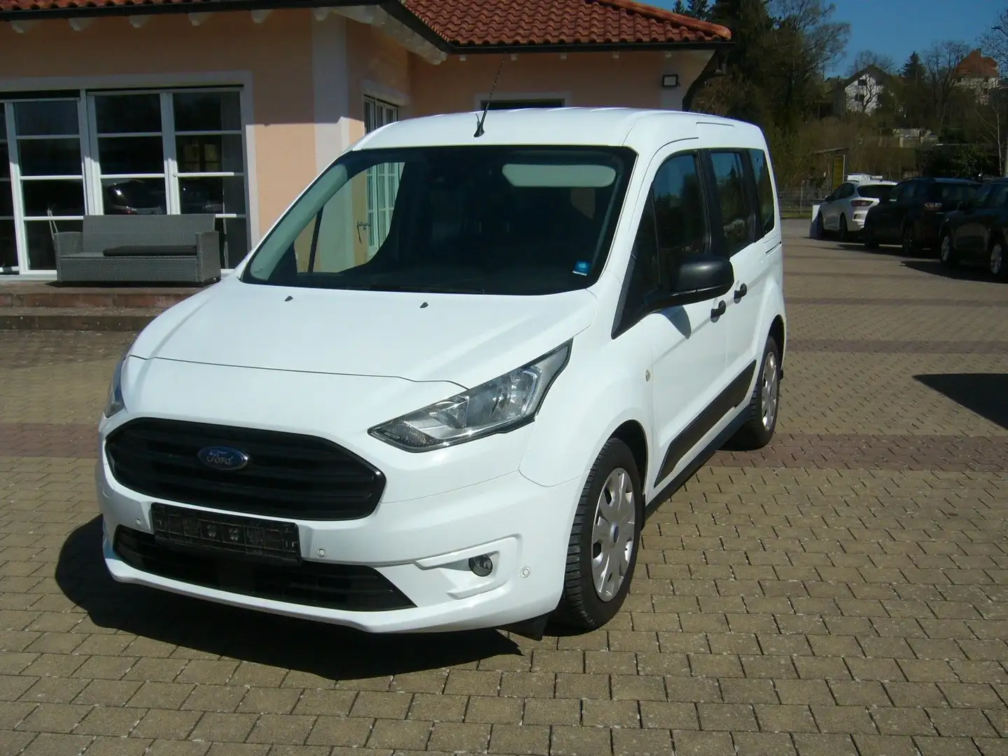 Ford Transit Connect 1,5 Trend 5-Sitze,SHZ,PDCTüv neu Weiß - 1