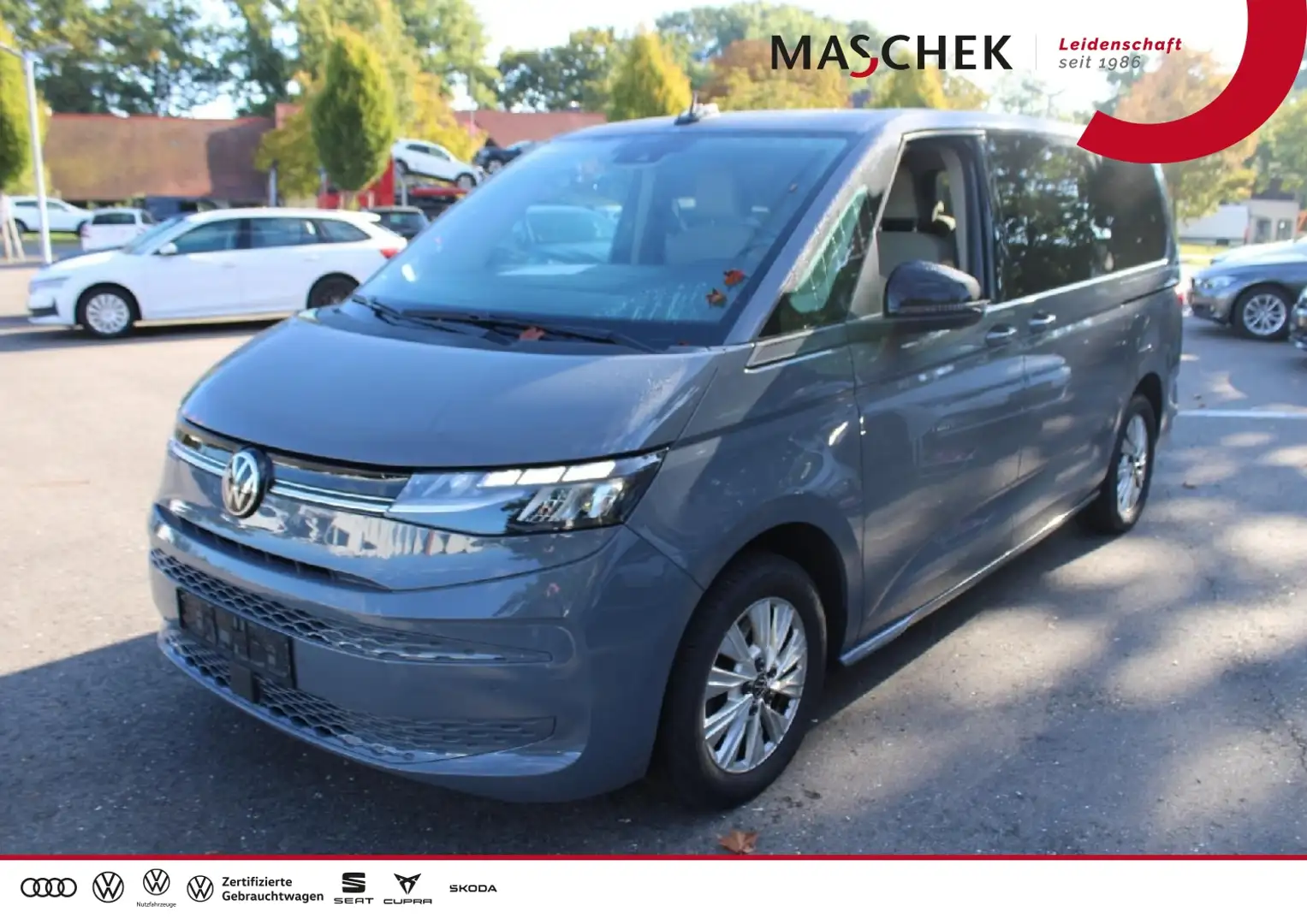 Volkswagen T7 Multivan Life Lang 2.0 TSI DSG AHK Navi Rear View Ambiente Grau - 1