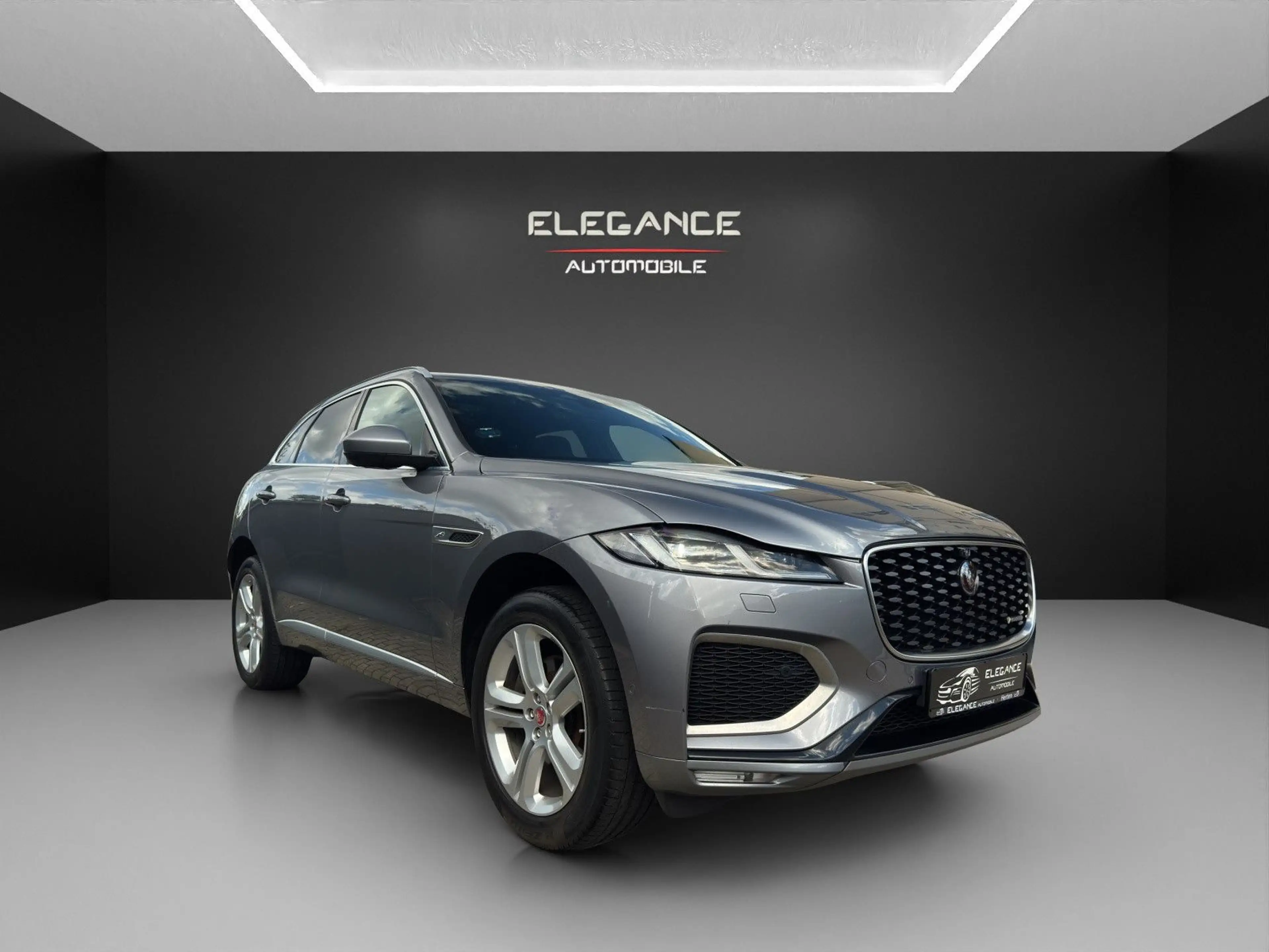 Jaguar F-Pace F-PACE R-Dynamic SE AWD*Panorama*AHK*ACC — photo 7