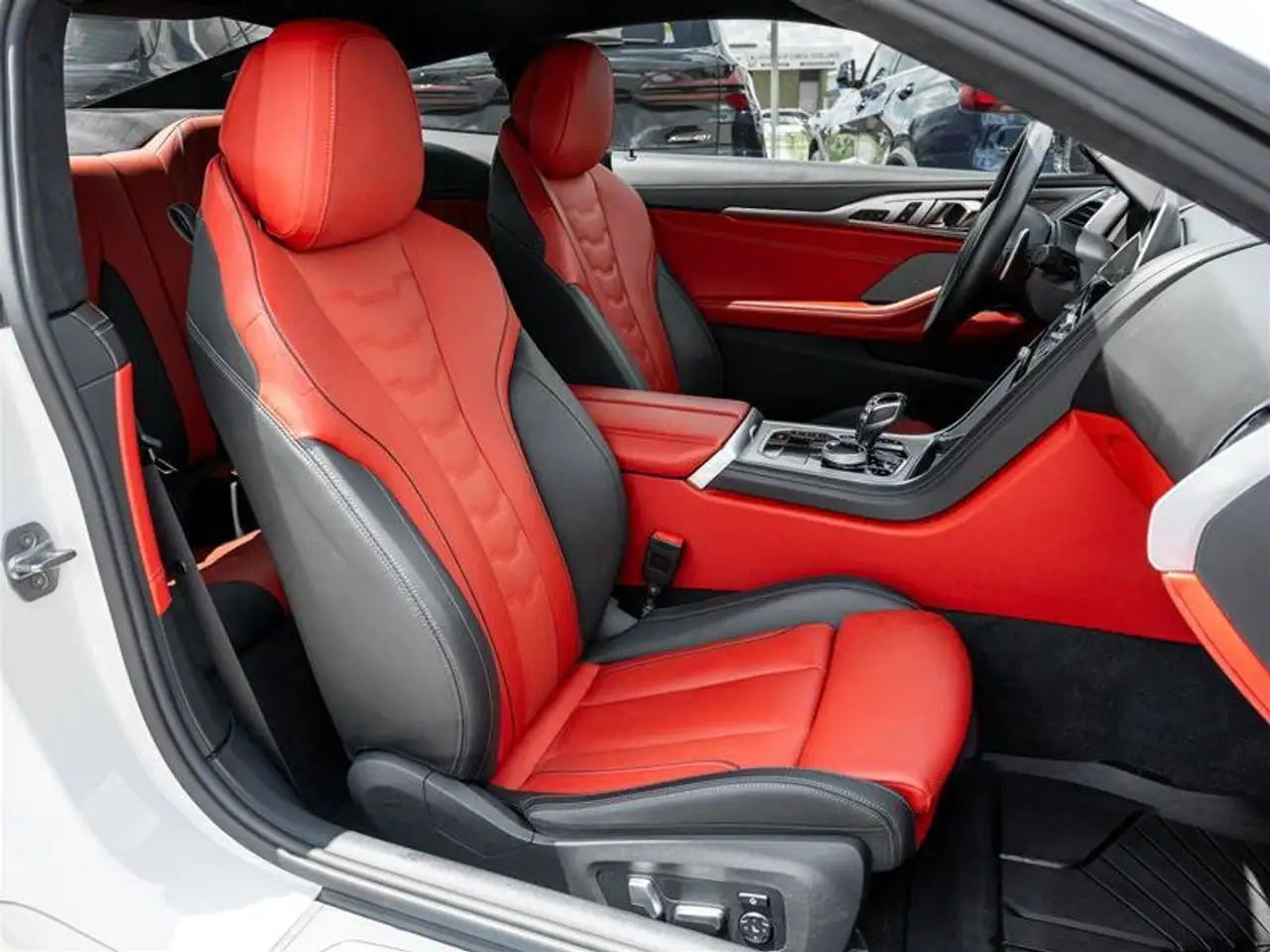 BMW 8 Series photo BMW 8 Series