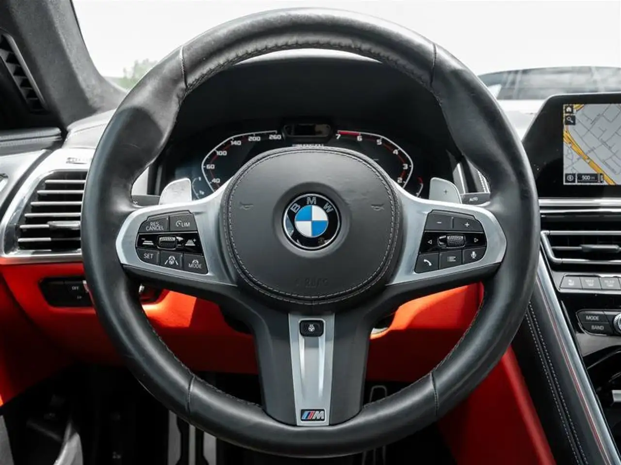 BMW 8 Series photo BMW 8 Series