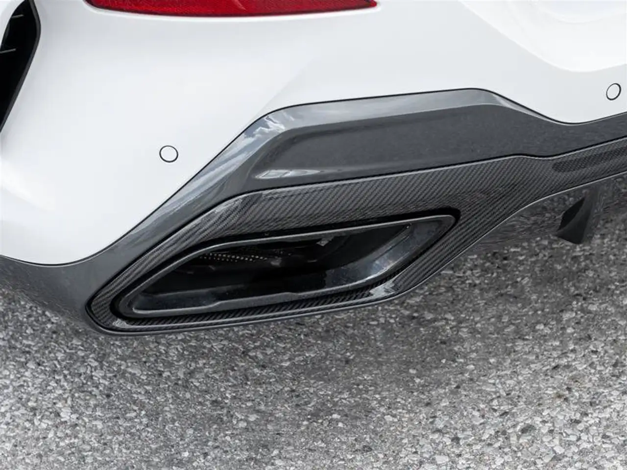 BMW 8 Series photo BMW 8 Series