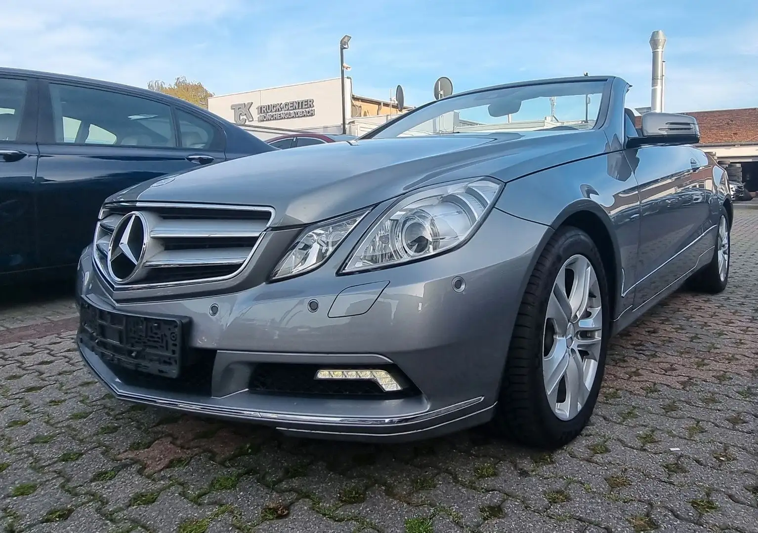 Mercedes-Benz E 200 CGI BlueEfficiency-1.HD-ELEGANCE-KLIMA- Argent - 1