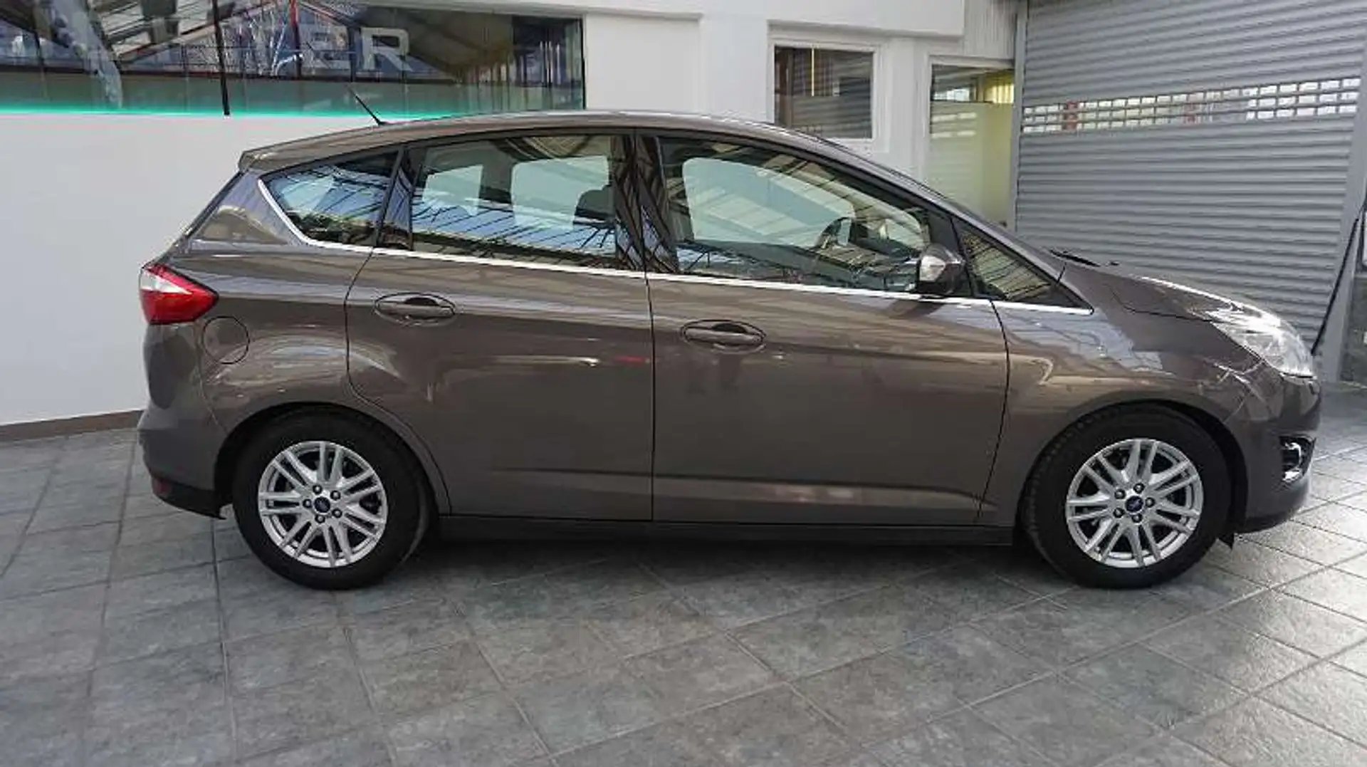 Ford C-Max C-MAX Titanium 1,0 EcoBoostTitanium Braun - 1