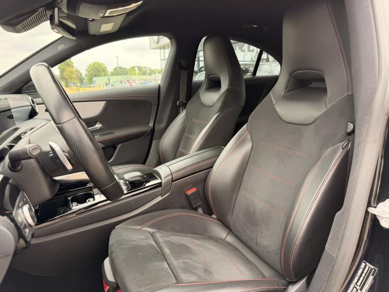 Mercedes-Benz CLA 180 D AMG - Alcantara - LED — photo 13