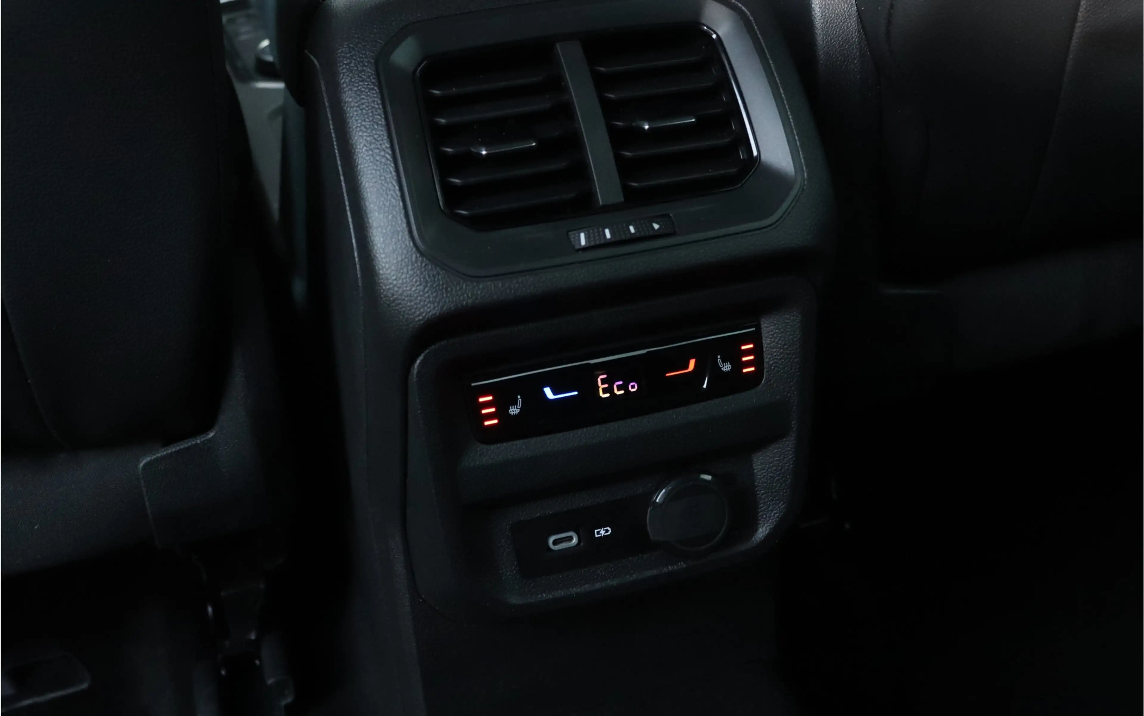 SEAT Tarraco 1.4 TSI e-Hybrid PHEV Xperience Leder 360Cam — photo 15