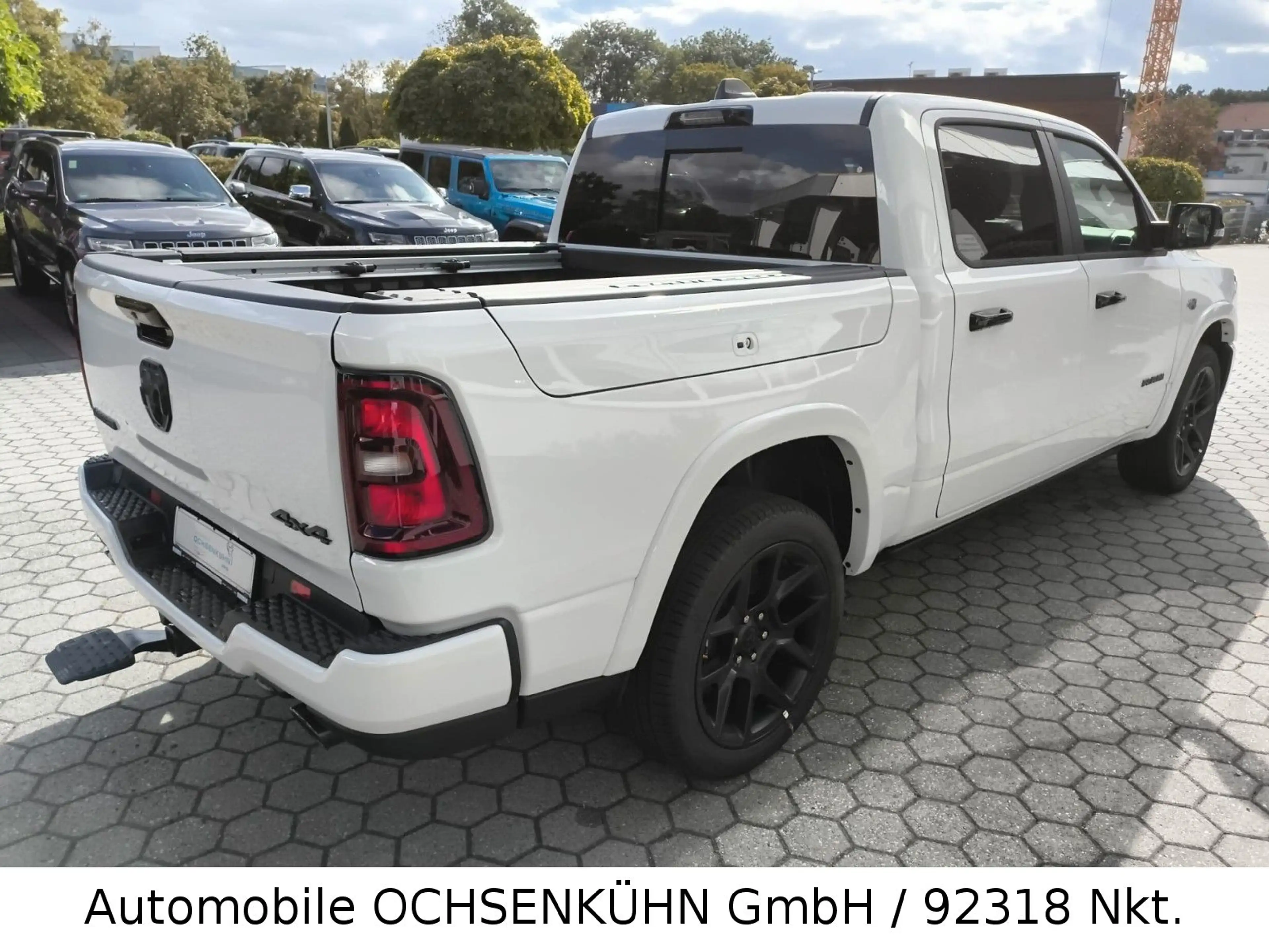 Dodge RAM 1500 V8 Laramie 4x4 Night / Head-Up, Luftf. — photo 5