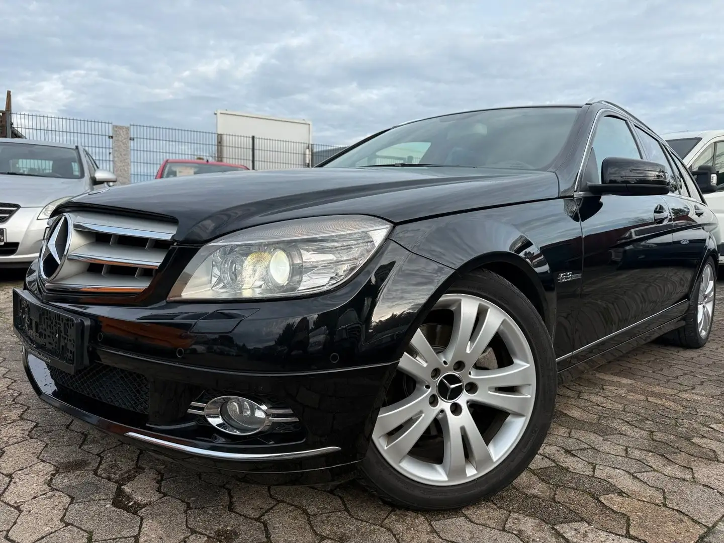 Mercedes-Benz C 200 Avangarden ,Autom,Klima,Navi,PDC,Schiebeda Noir - 1