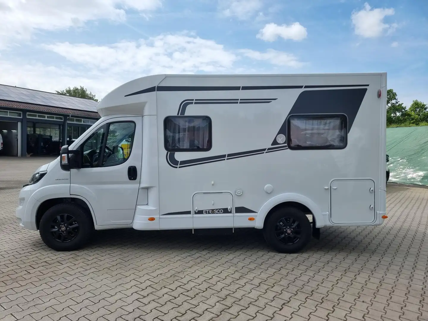 Etrusco Teilintegrierte 2022 T 5900 FB T5900FB 140PS (1... Weiß - 2