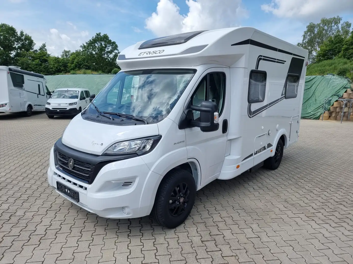 Etrusco Teilintegrierte 2022 T 5900 FB T5900FB 140PS (1... Weiß - 1