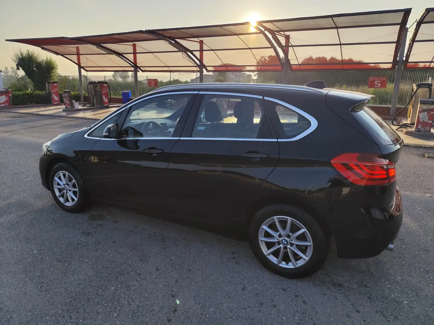 BMW 216 216d Active Tourer Advantage my17 - 2