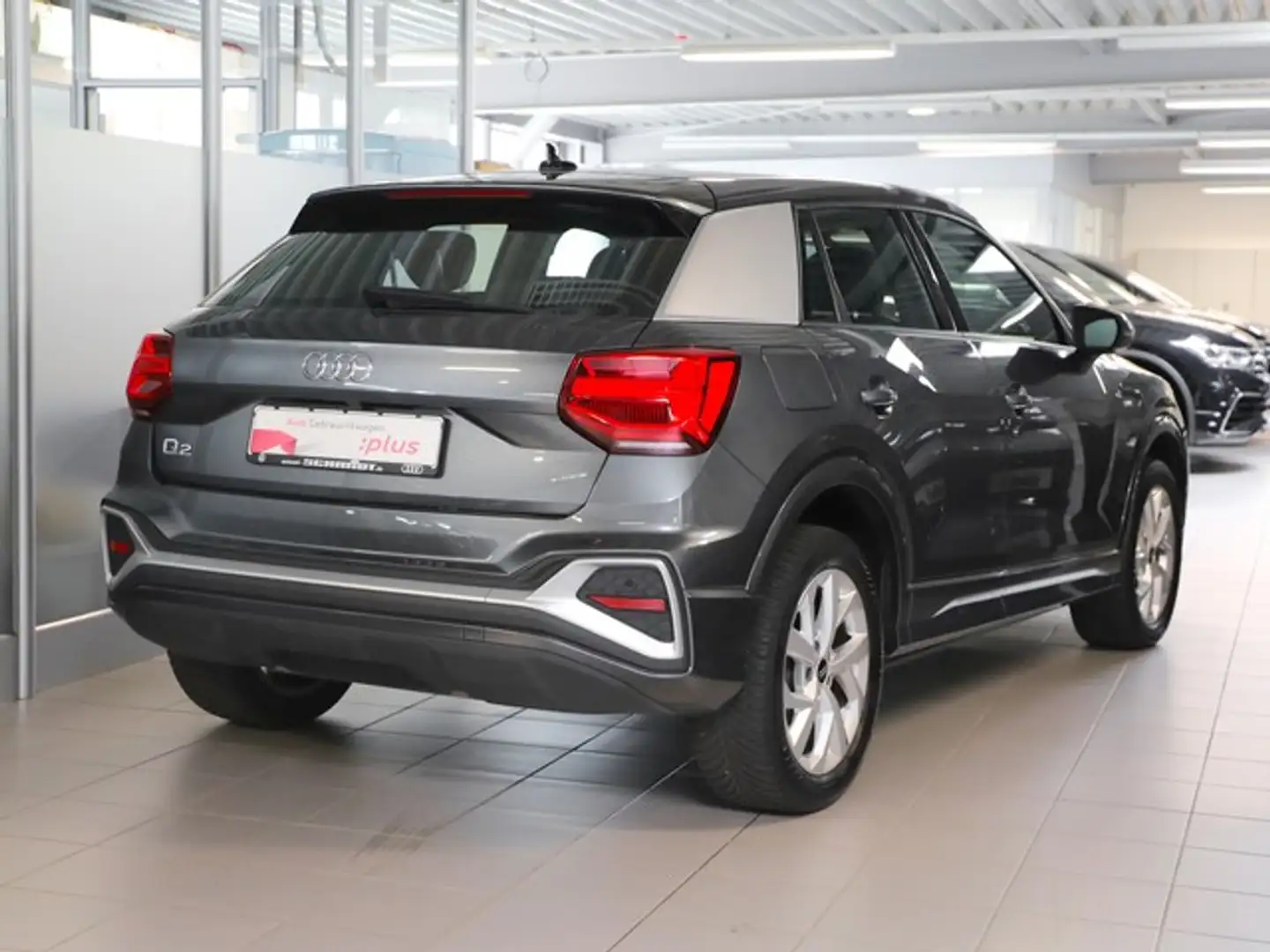 Audi Q2 35 TFSI S line Standhzg. Pano Smartph. Interf. Gris - 2