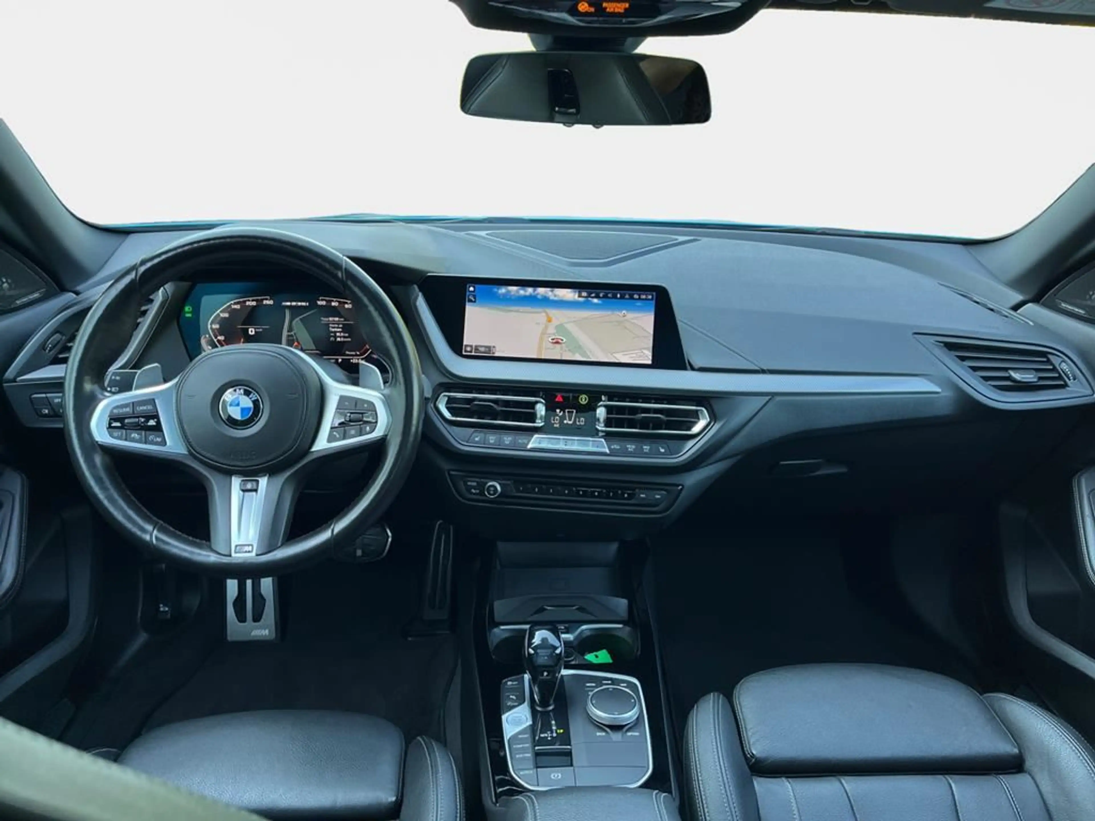 BMW M2 M Sport — photo 12
