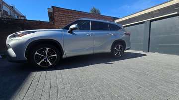 Highlander Hybrid 2.5i AWD Premium Plus