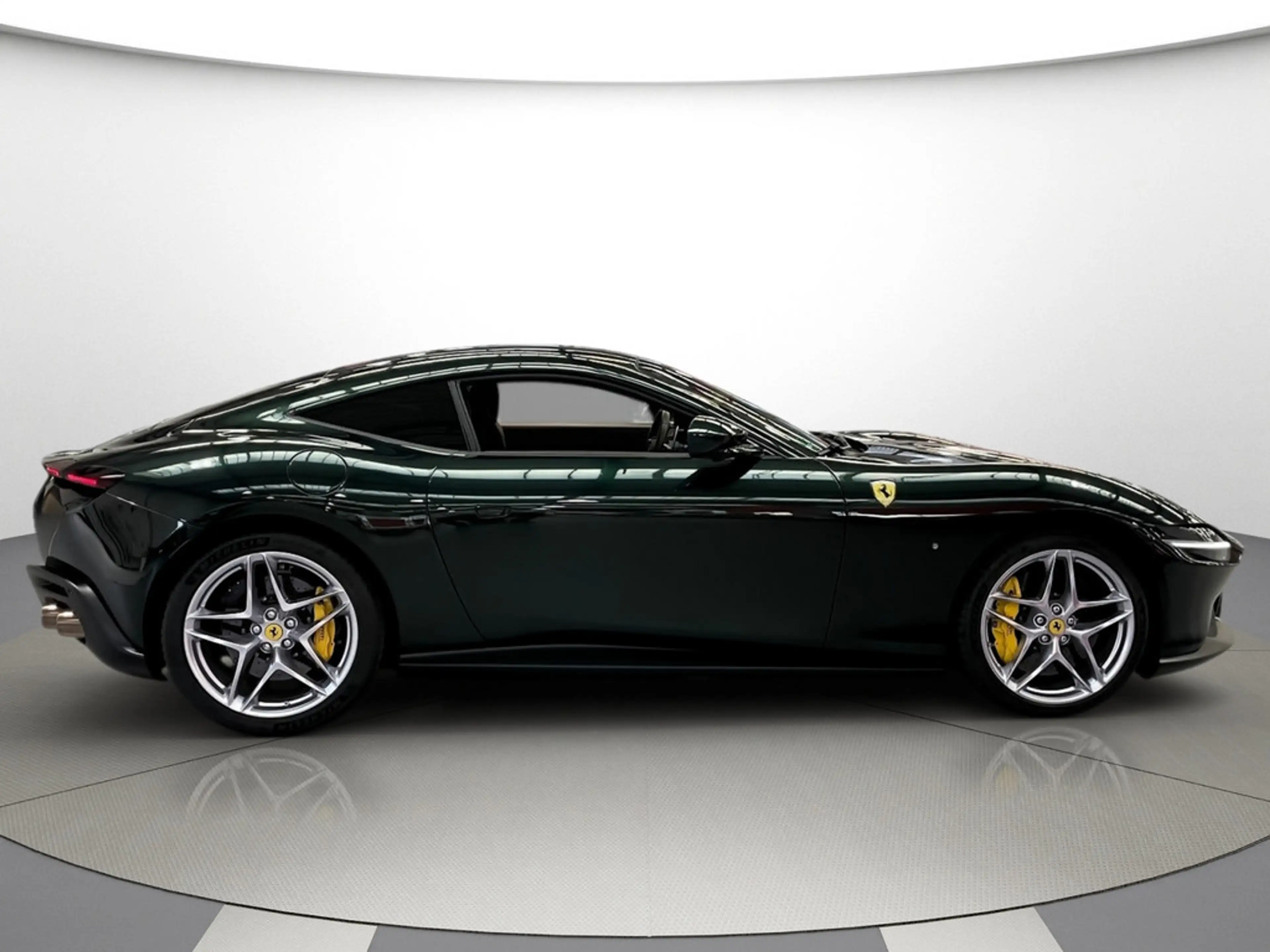 Ferrari Roma verde zeltweg — photo 5