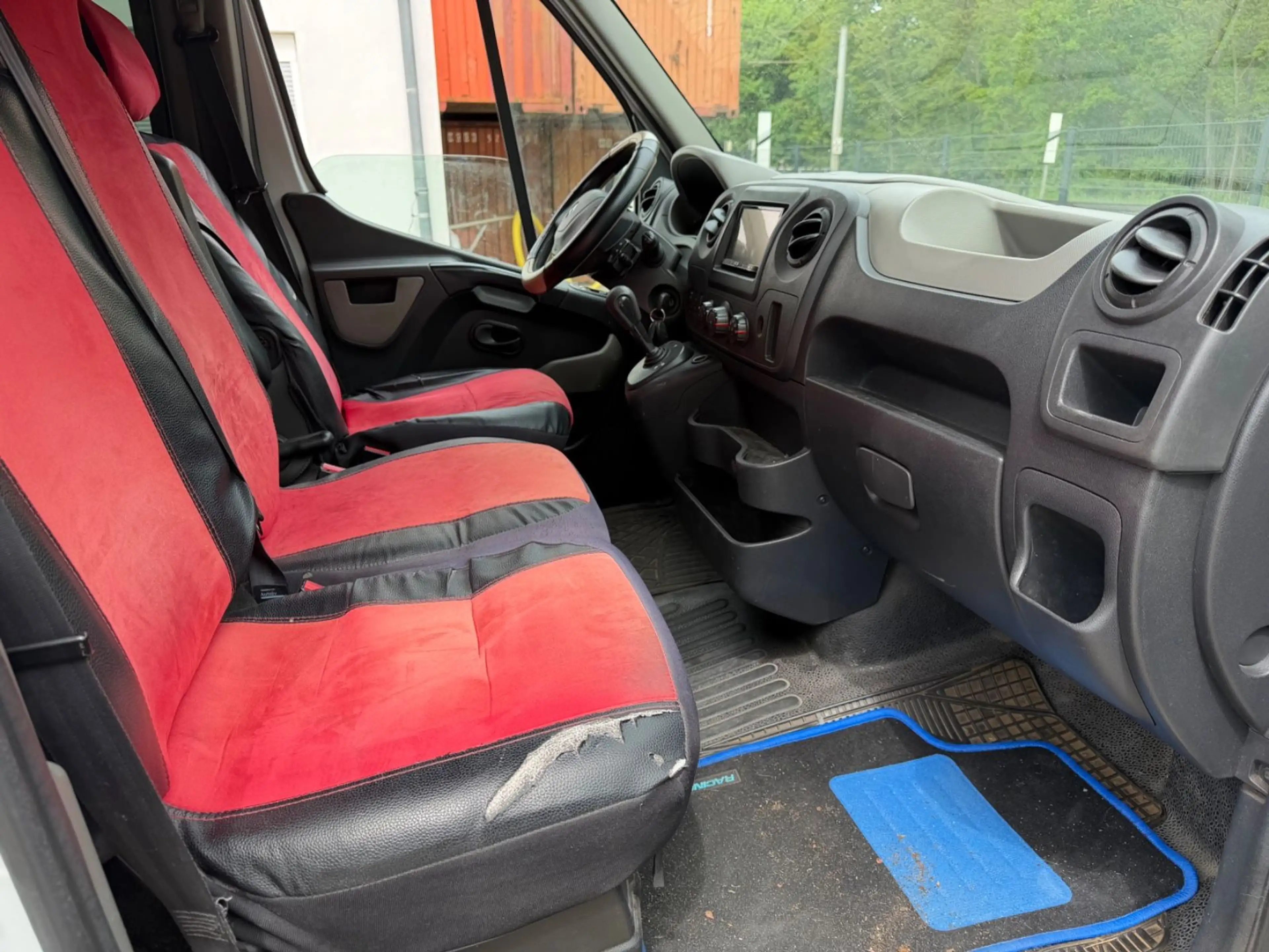 Renault Master III Kombi L2H2 3,5t*6 SITZAUTOMATIK*AHK — photo 9
