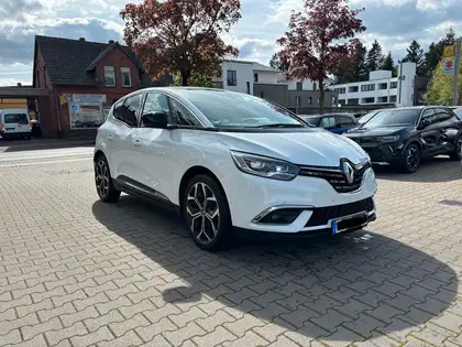 Annonce voiture d'occasion Renault Scenic - CARADIZE