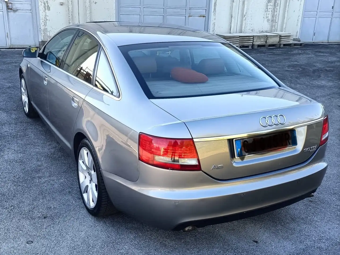 Audi A6 A6 III 2004 Berlina 3.0 V6 tdi quattro tiptronic Grigio - 2