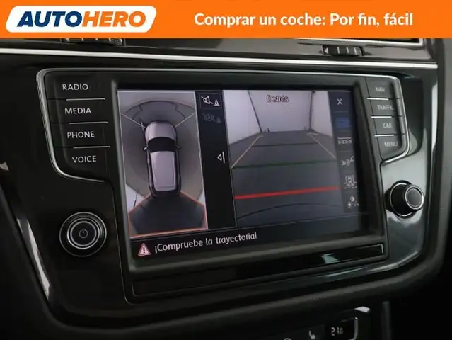 Volkswagen Tiguan view 21