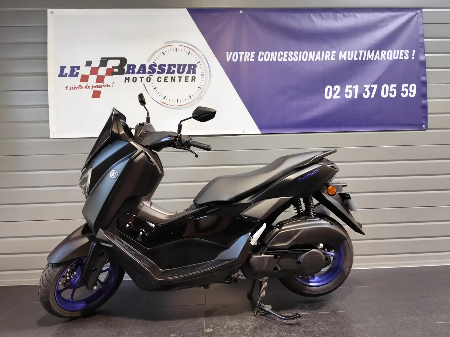 Yamaha NMAX Noir - 2