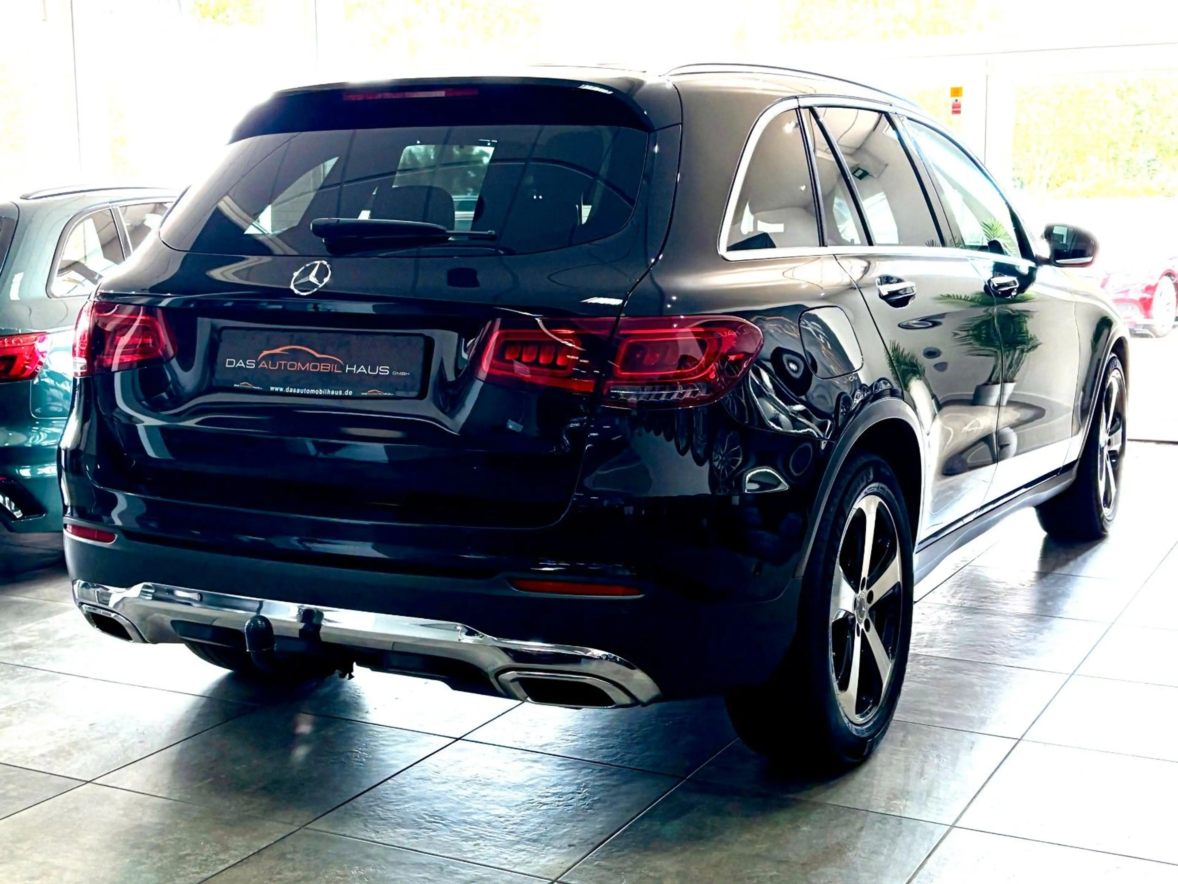 Mercedes-Benz GLC 300 GLC300d*4Matic*AHK*Distronic*LED*MBUX*360* — photo 12