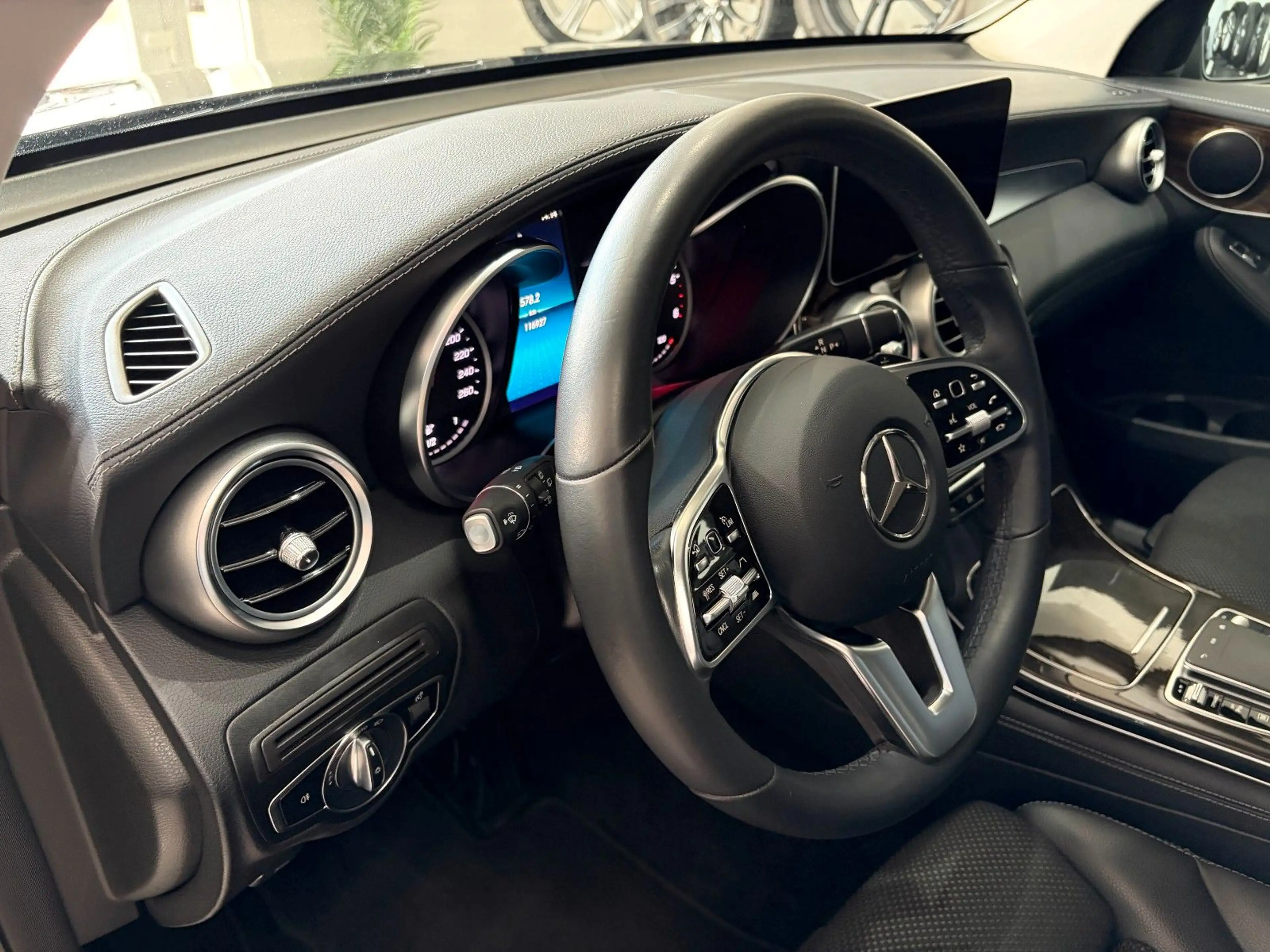 Mercedes-Benz GLC 300 GLC300d*4Matic*AHK*Distronic*LED*MBUX*360* — photo 19
