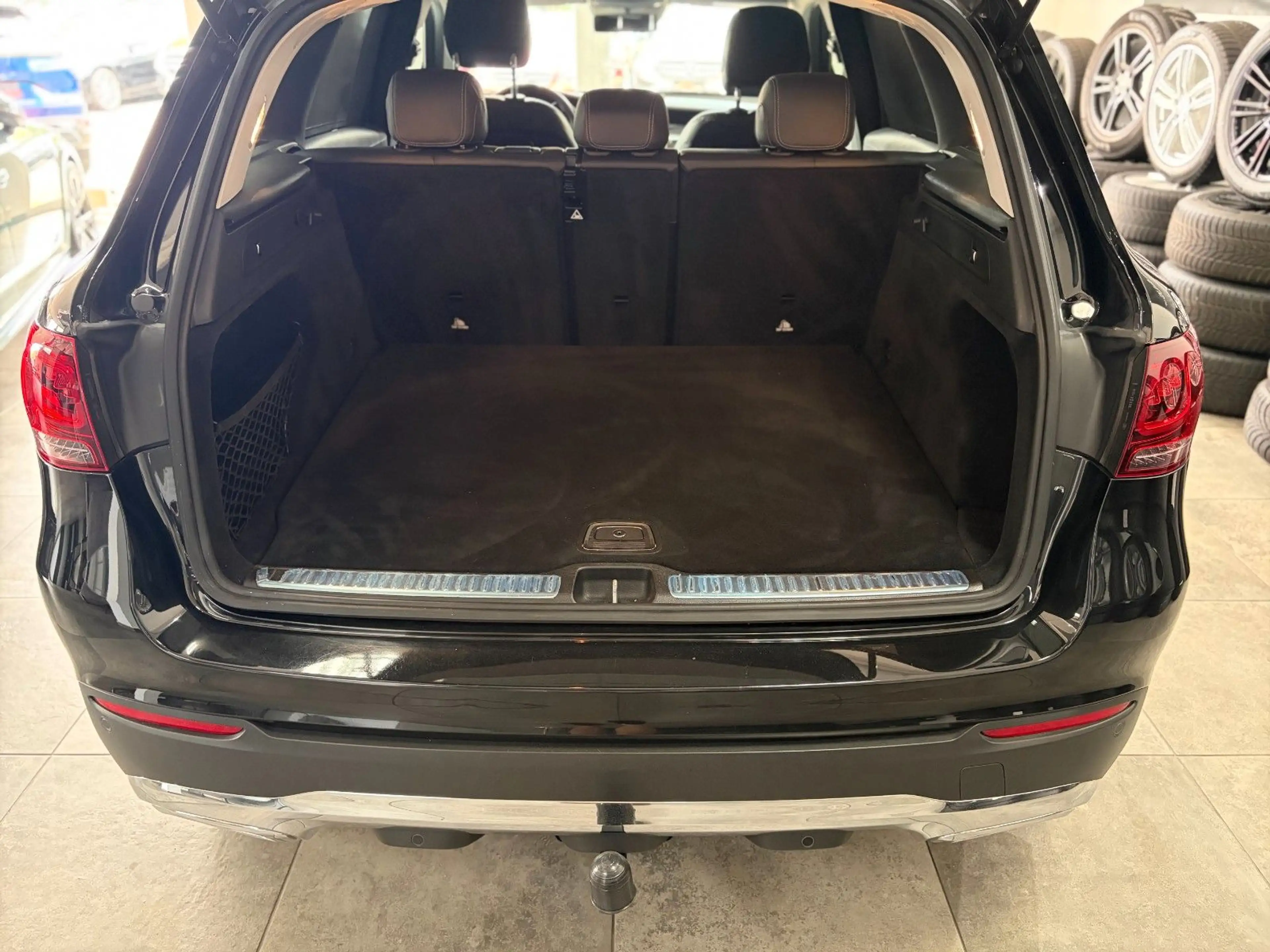 Mercedes-Benz GLC 300 GLC300d*4Matic*AHK*Distronic*LED*MBUX*360* — photo 40