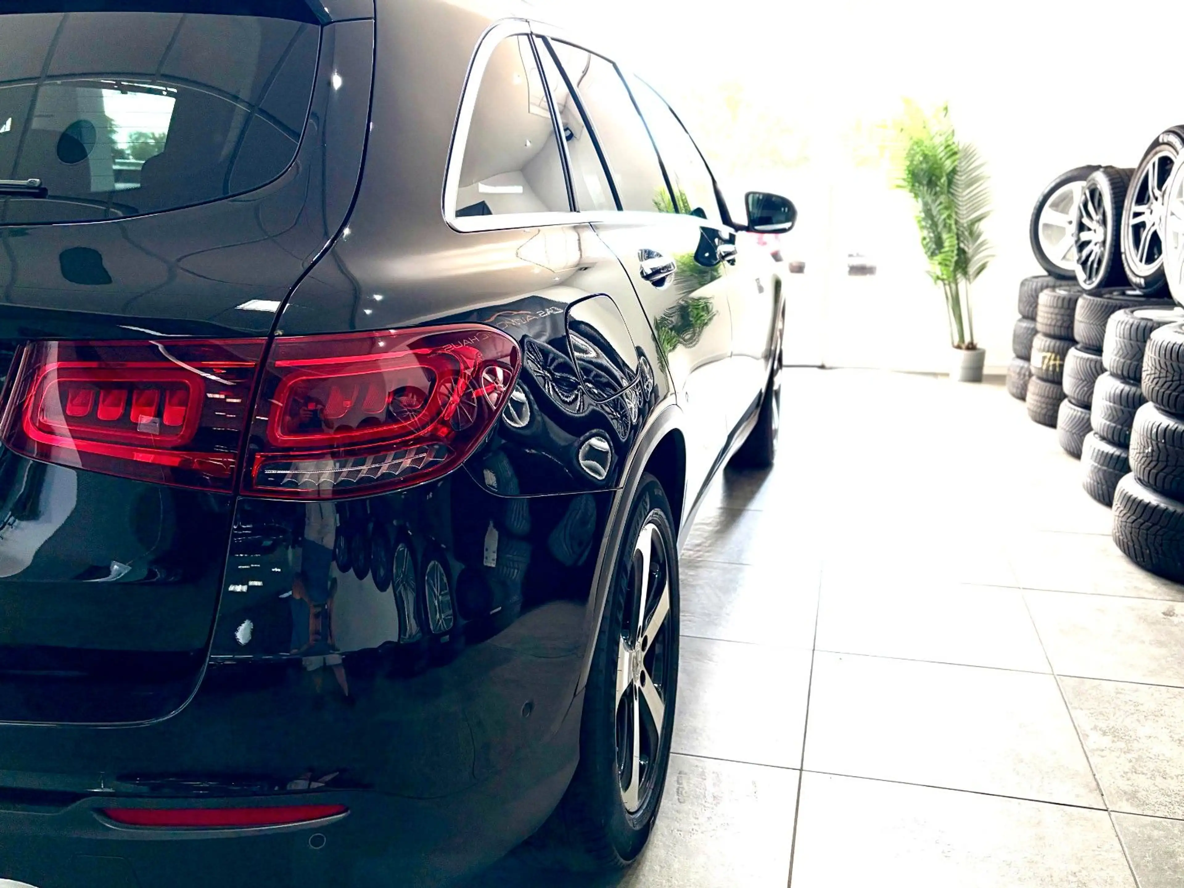 Mercedes-Benz GLC 300 GLC300d*4Matic*AHK*Distronic*LED*MBUX*360* — photo 15