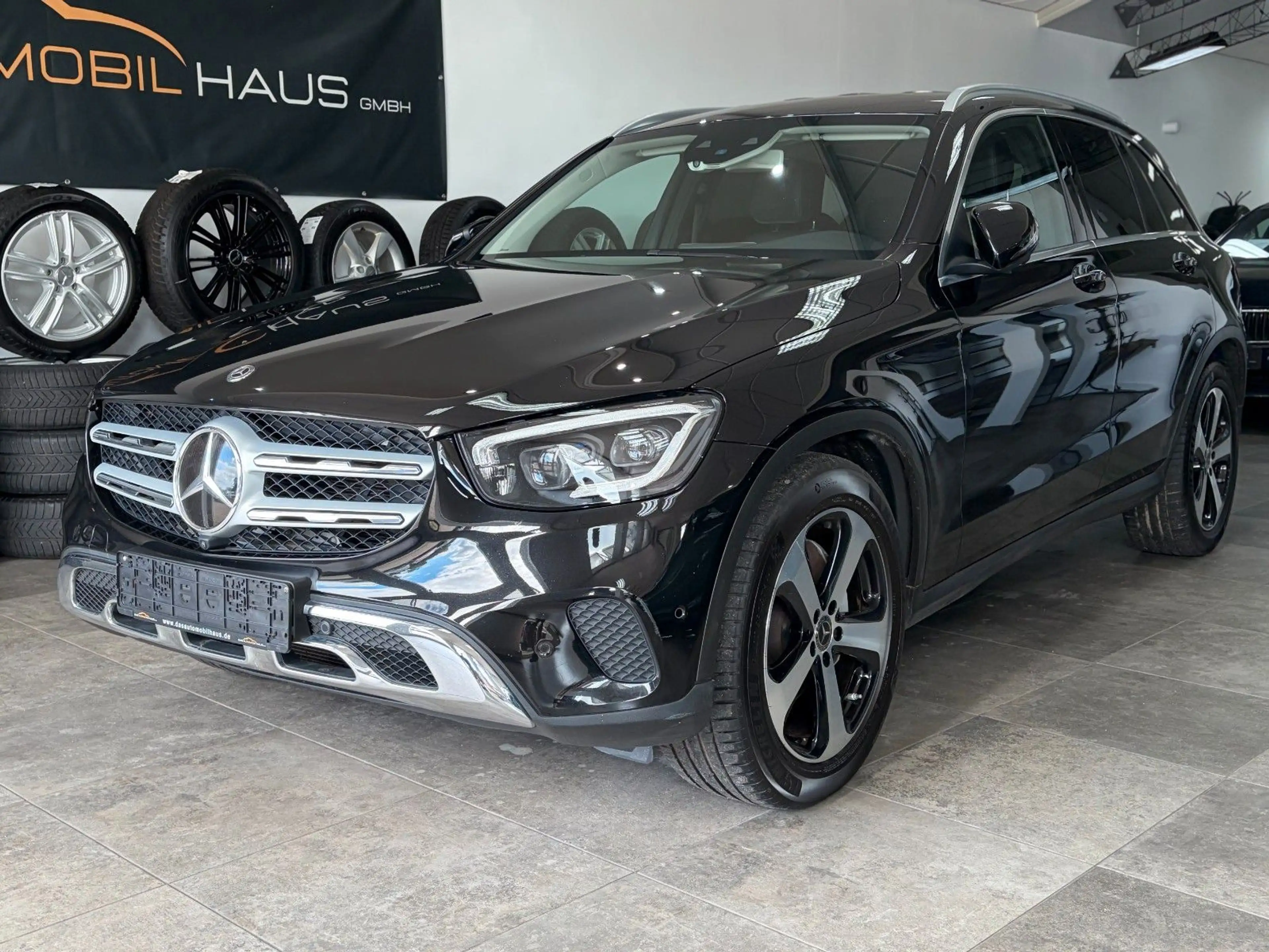 Mercedes-Benz GLC 300 GLC300d*4Matic*AHK*Distronic*LED*MBUX*360* — photo 5