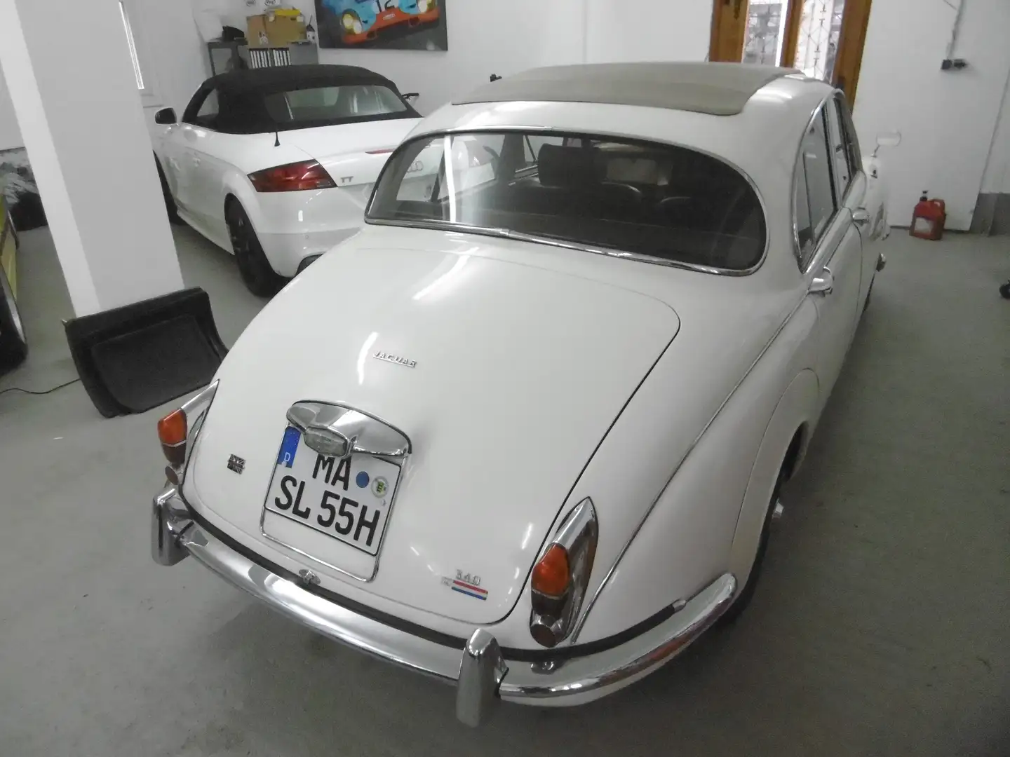 Jaguar MK II White - 2