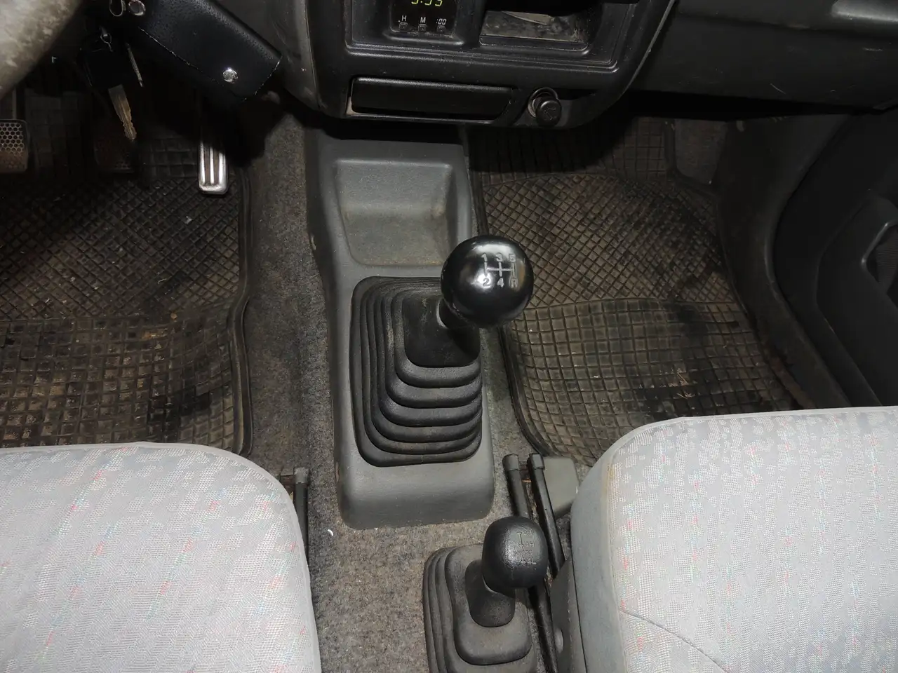 Suzuki Jimny 1.3 JLX Techo Metálico, foto 11