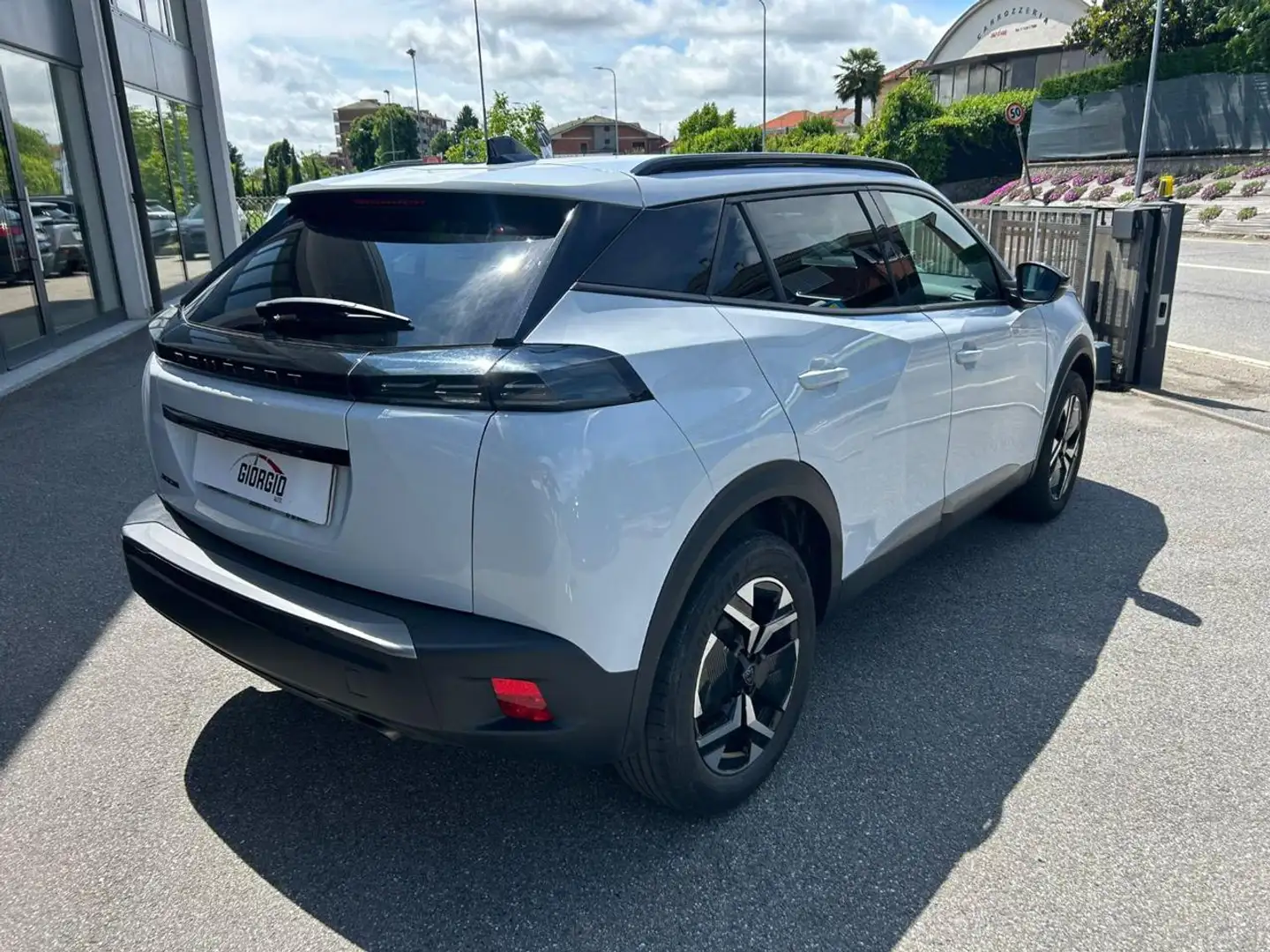 Peugeot 2008 PureTech 100 S&S Allure Weiß - 2