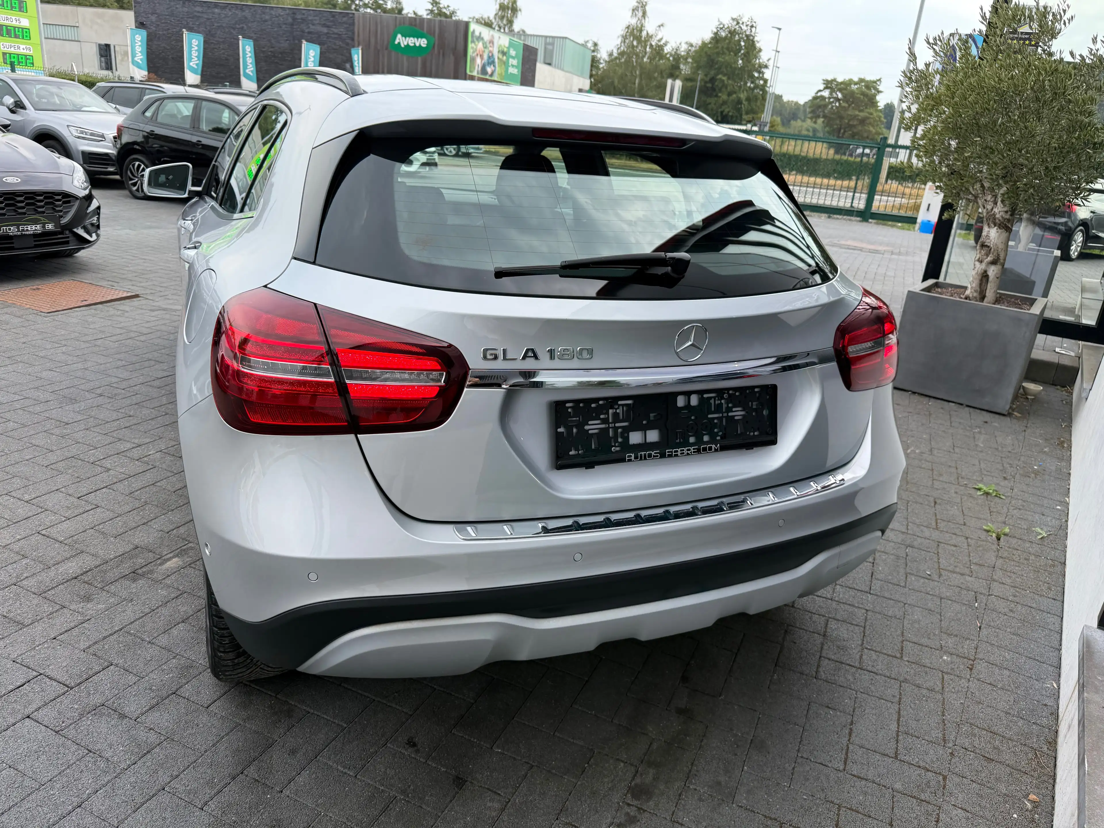 Mercedes-Benz GLA 180 I Benzine Luxury line Camera Gps 76000km — photo 5