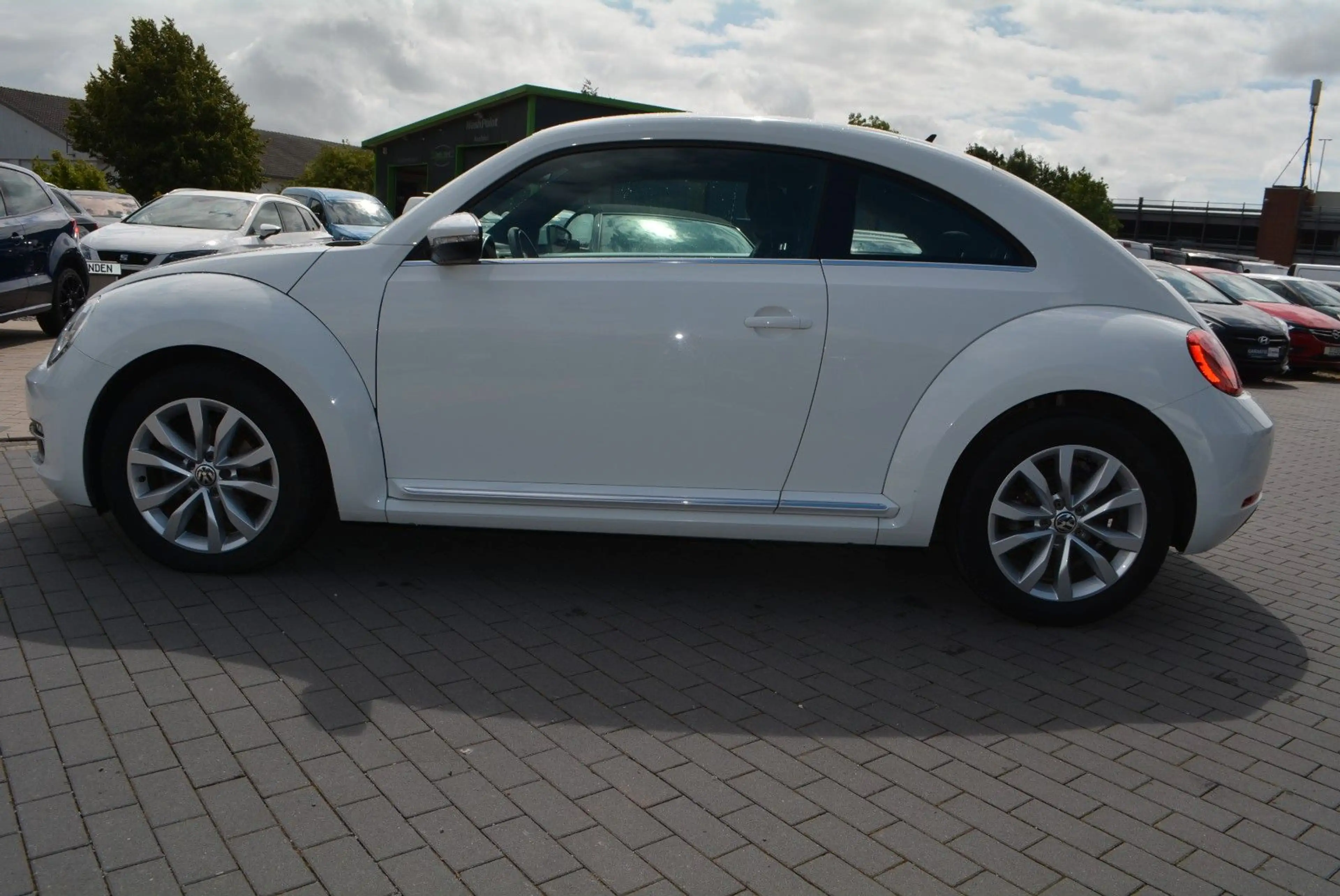 Volkswagen Beetle Design — photo 9