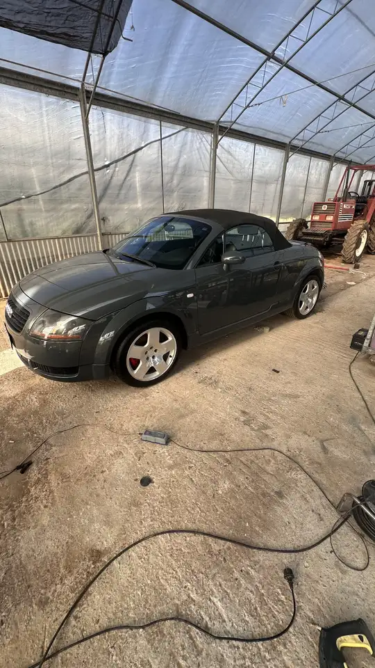 Audi TT Roadster 1.8t, foto 2