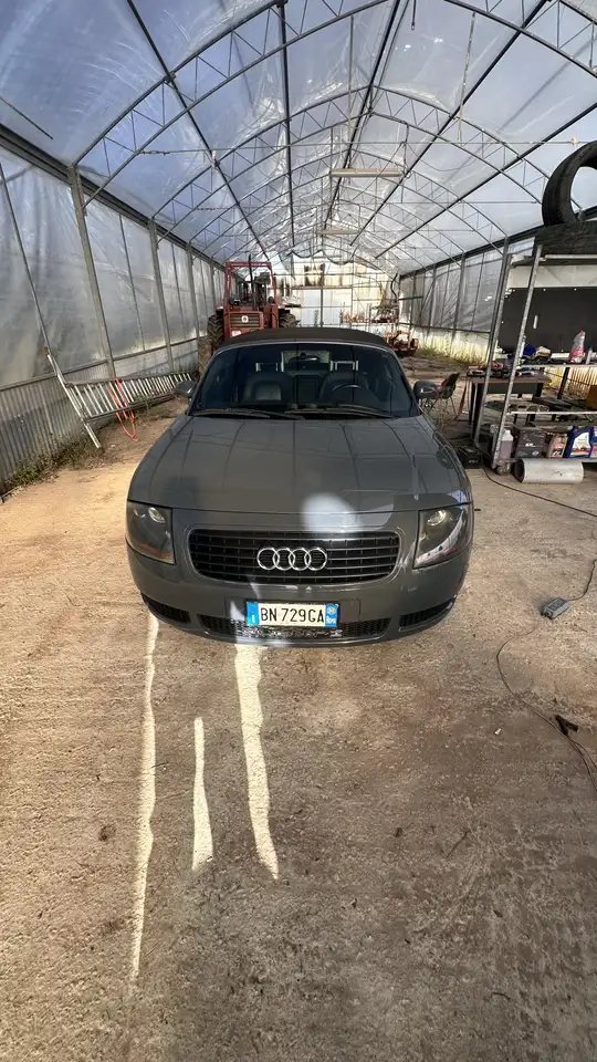 Audi TT Roadster 1.8t, foto 1
