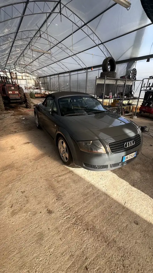 Audi TT Roadster 1.8t, foto 3