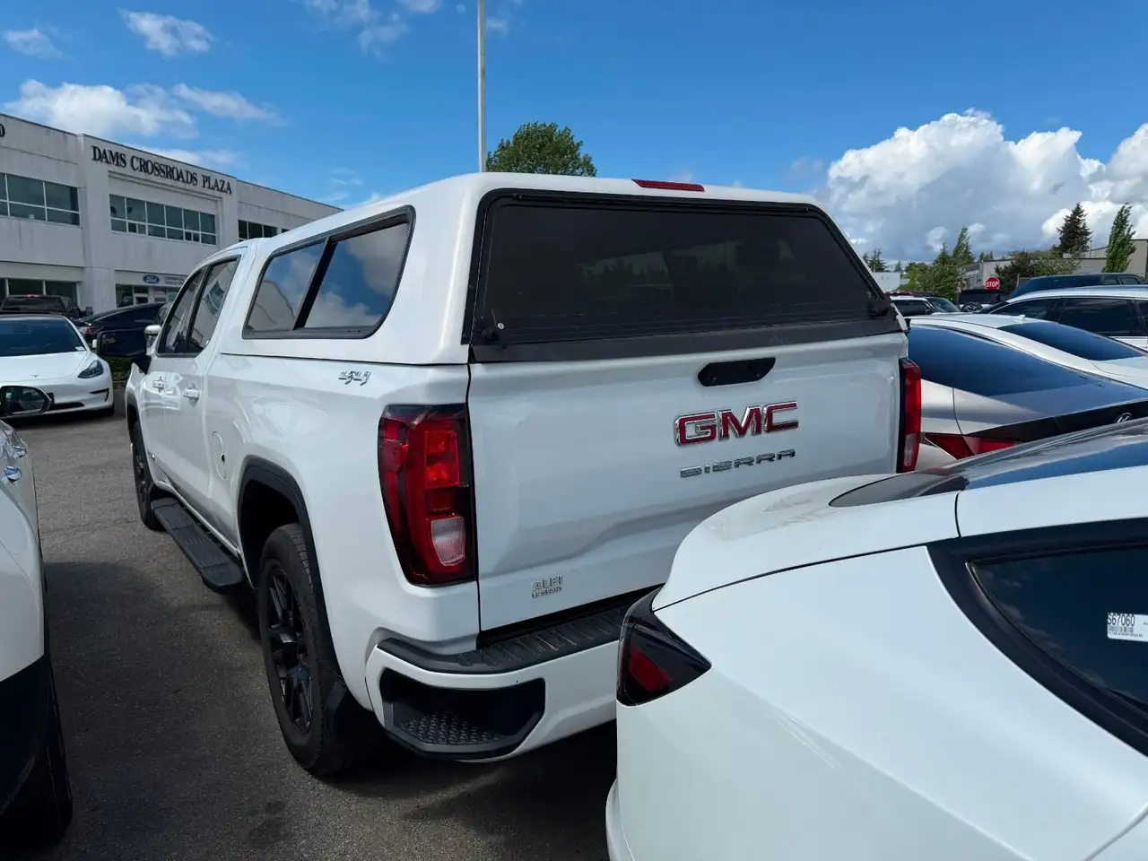 GMC Sierra 1500 снимка GMC Sierra 1500