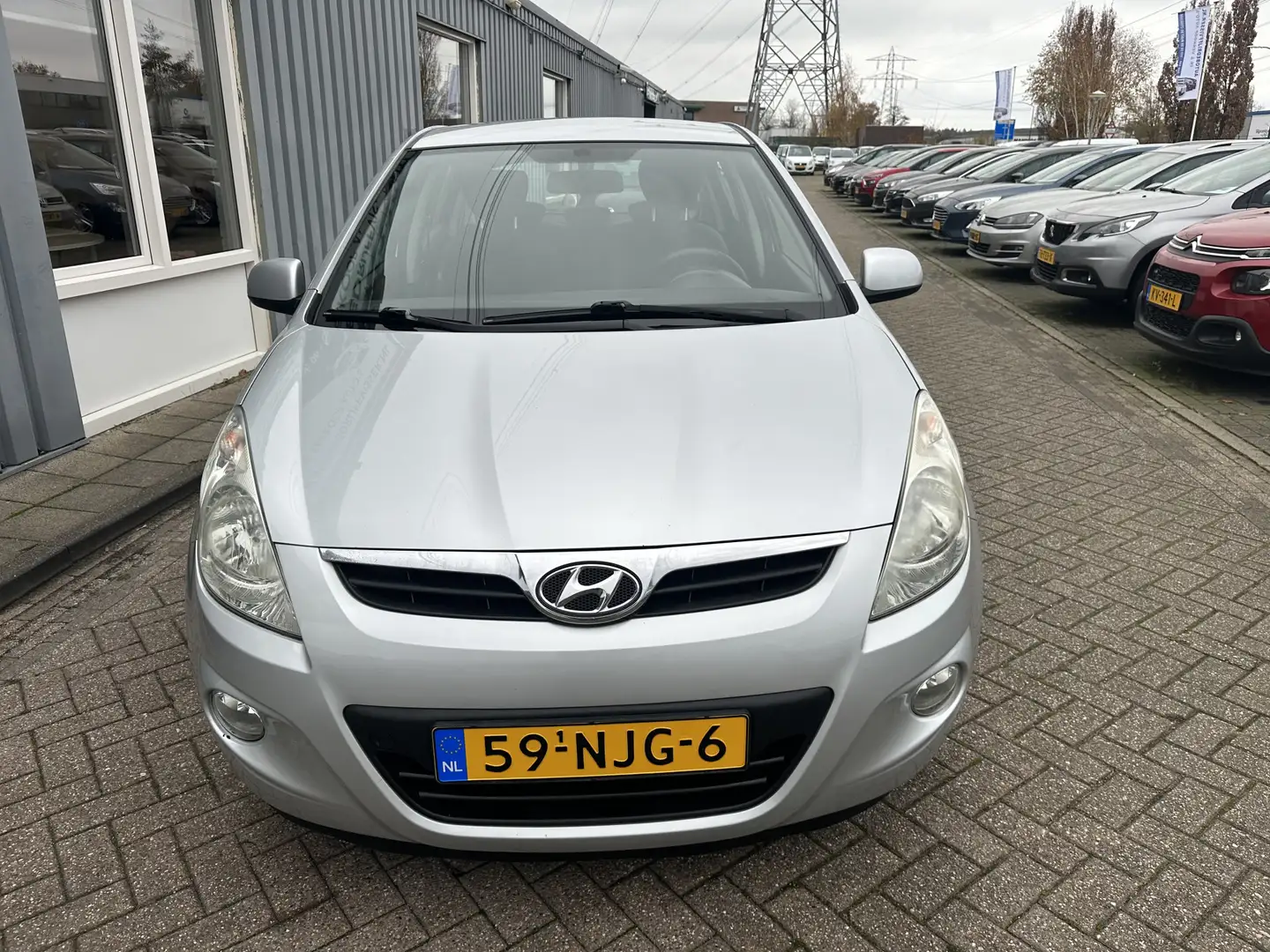 Hyundai i20 1.2i DynamicVersion Gris - 2