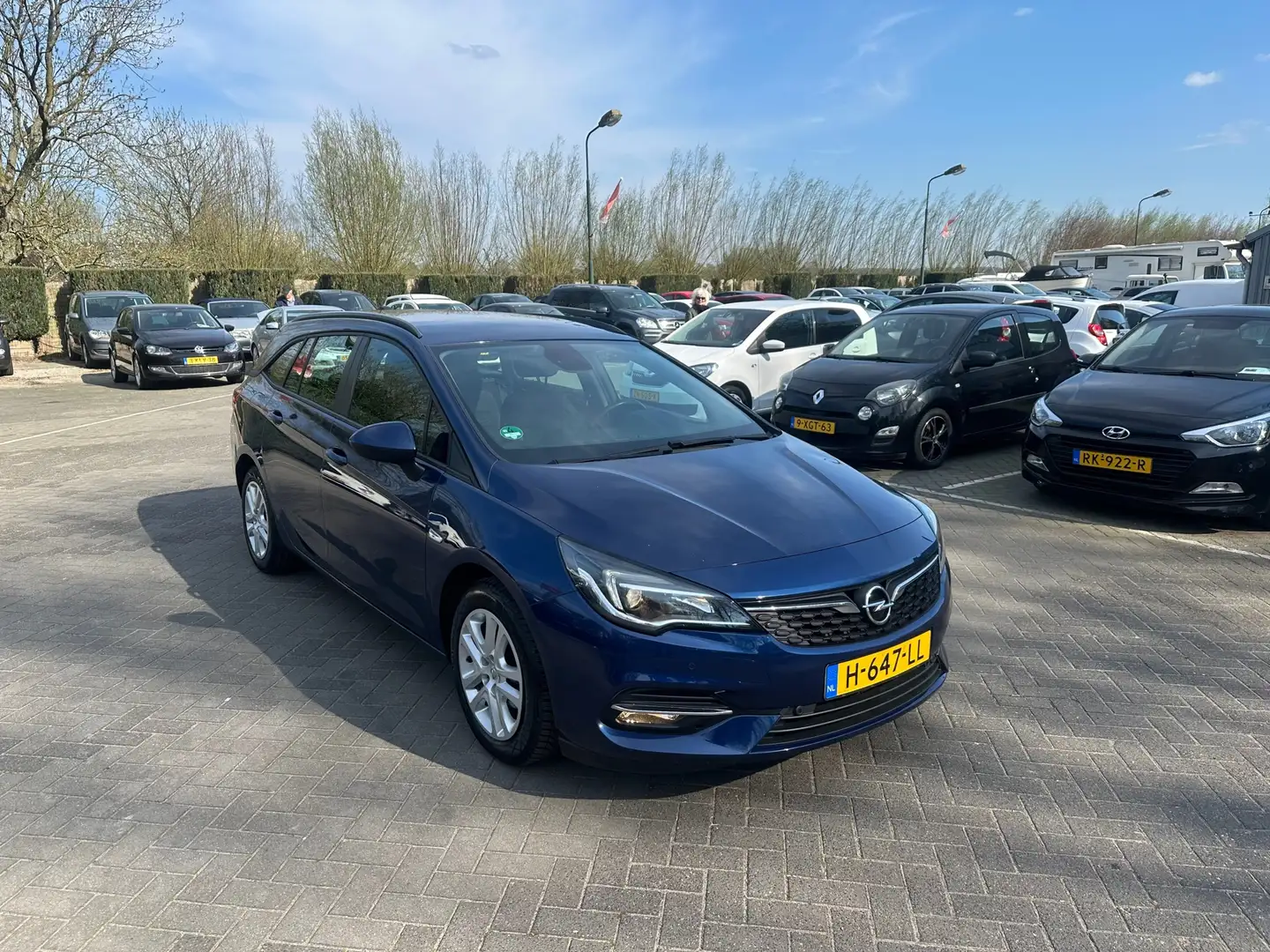 Opel Astra Sports Tourer 1.2 Business Edition , navigatie , p Blau - 2