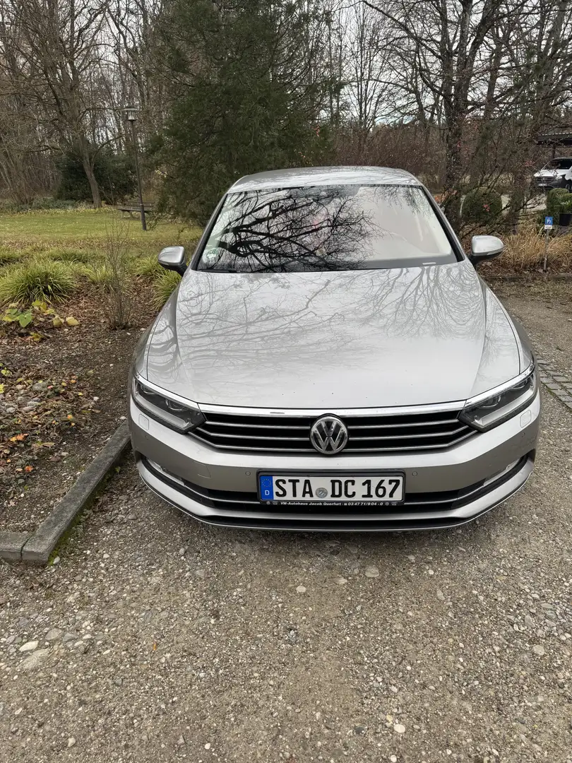 Volkswagen Passat Automatik Trend - 1