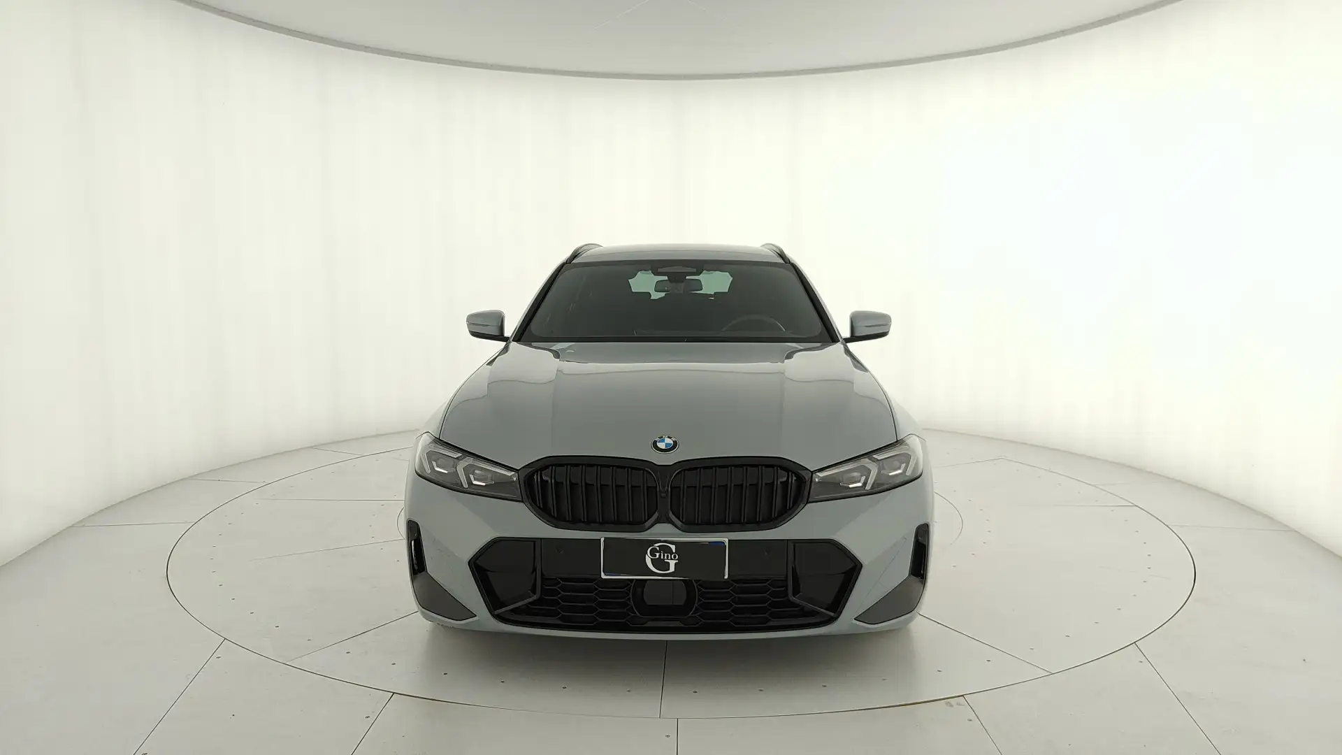 BMW 320 d Touring mhev 48V Msport xdrive auto Grigio - 2
