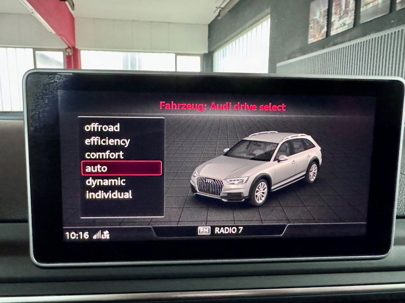 Audi A4 allroad quattro 3.0TDI Virtual Kamera LED MMi — photo 14