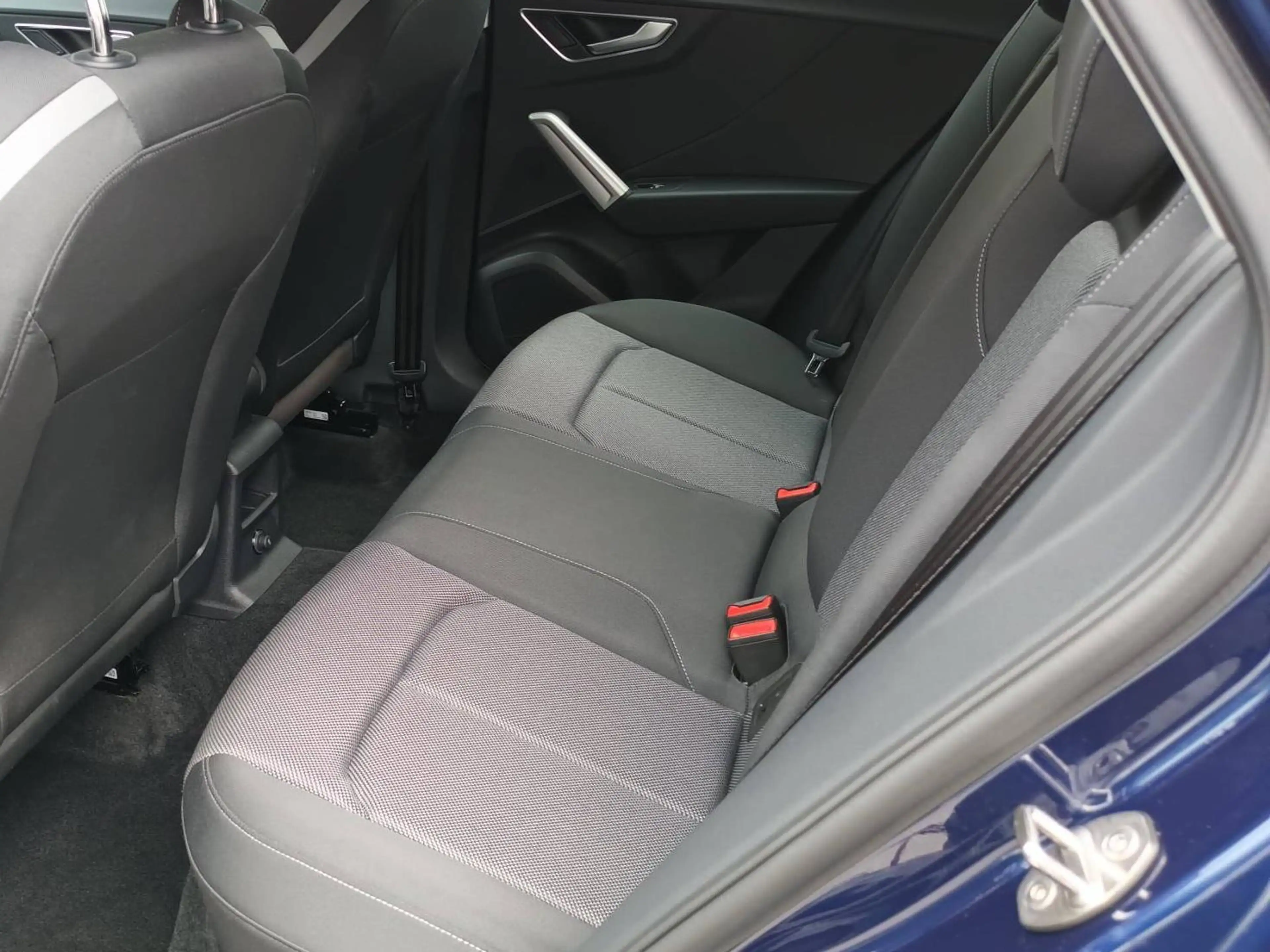 Audi Q2 35 TFSI S line | PANORAMA | Matrix | Keyless | Virtual | Adapt. Cruise Control | Rückfahrkamera — photo 11