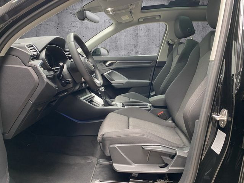 Audi Q3 35 TFSI advanced S tronic AHK+LED+Pano+Navi — photo 8