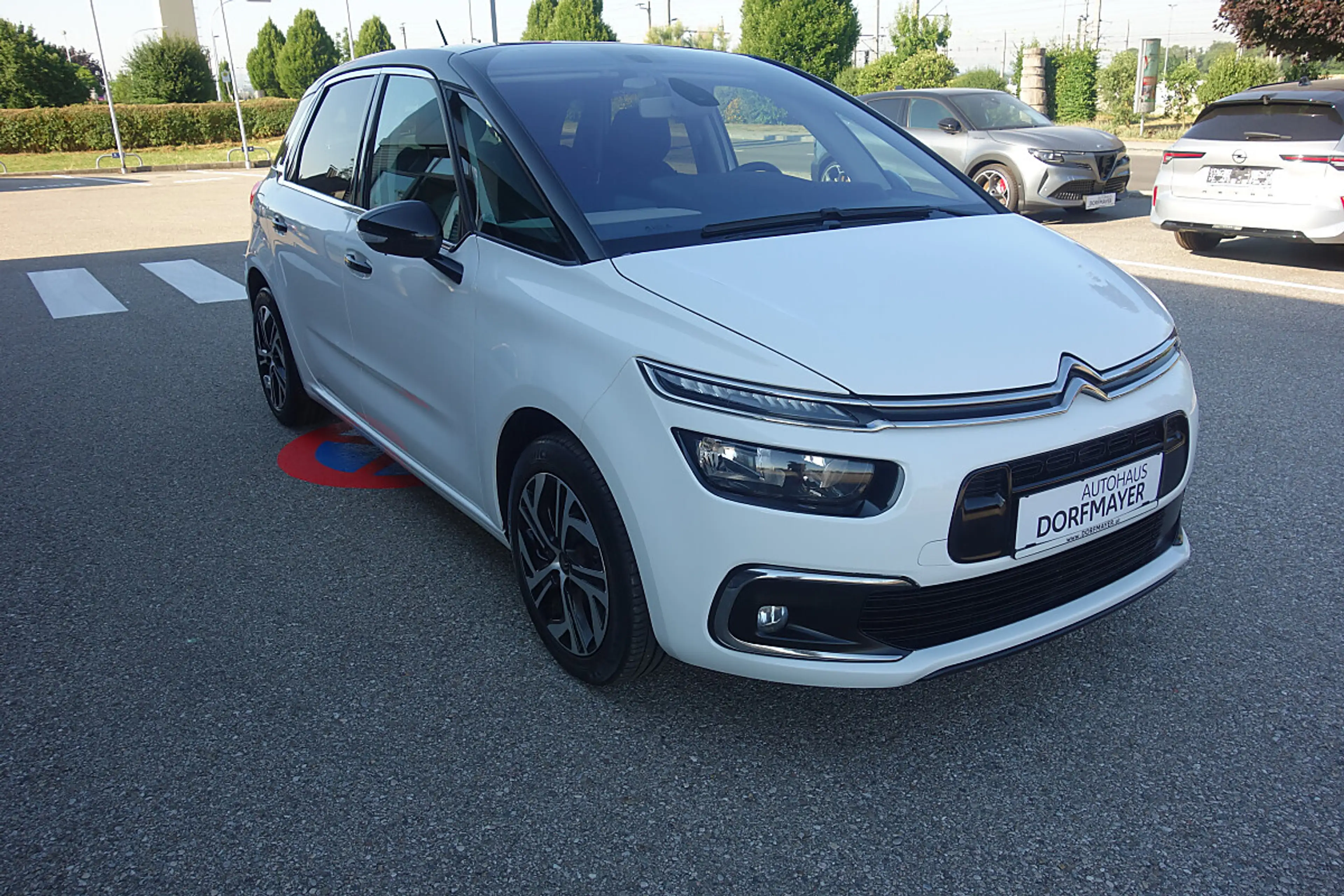 Citroen C4 SpaceTourer C4 Spacetourer BlueHDi 120 S&S 6-Gang Rip Curl — photo 9