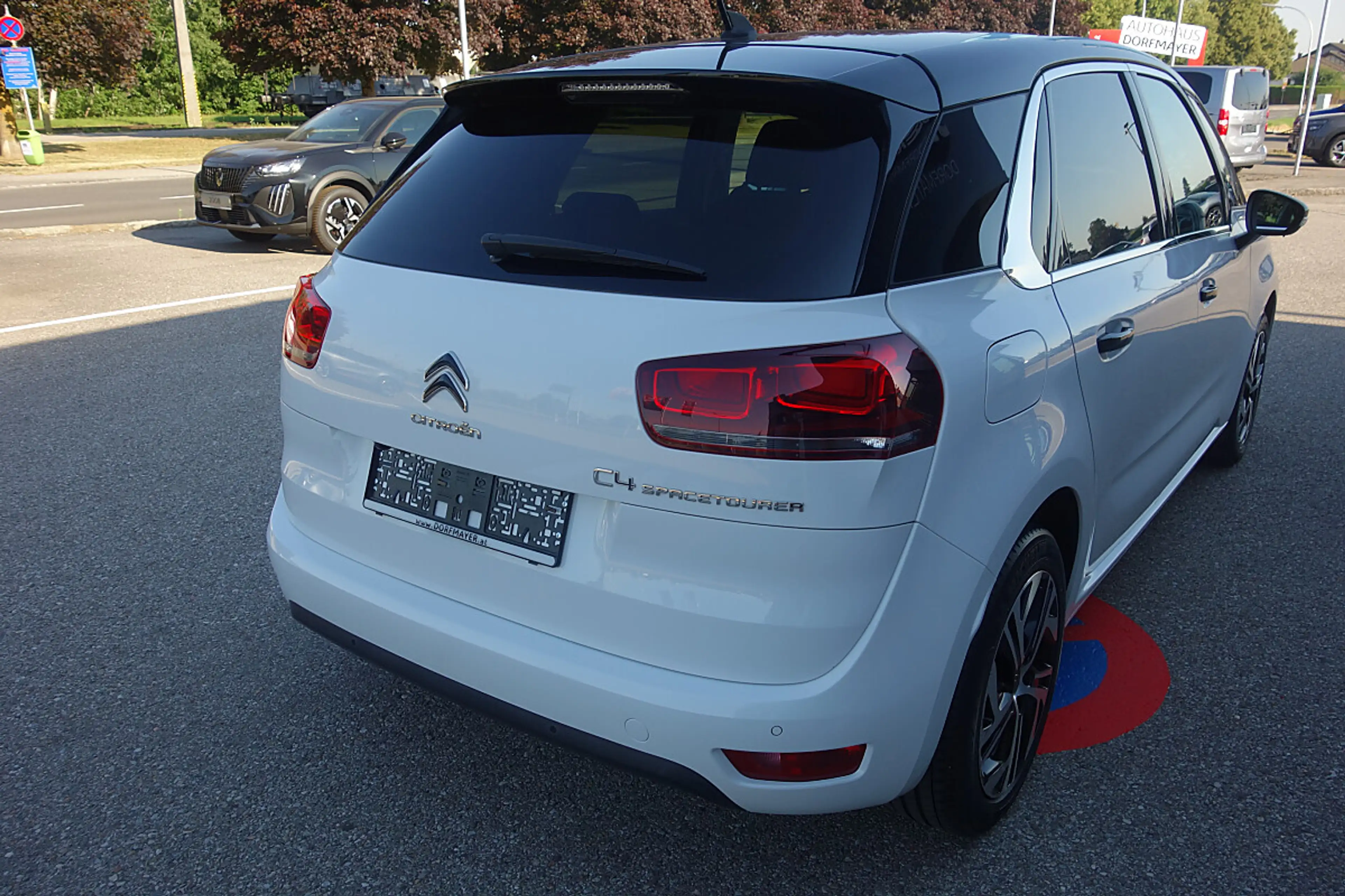 Citroen C4 SpaceTourer C4 Spacetourer BlueHDi 120 S&S 6-Gang Rip Curl — photo 13