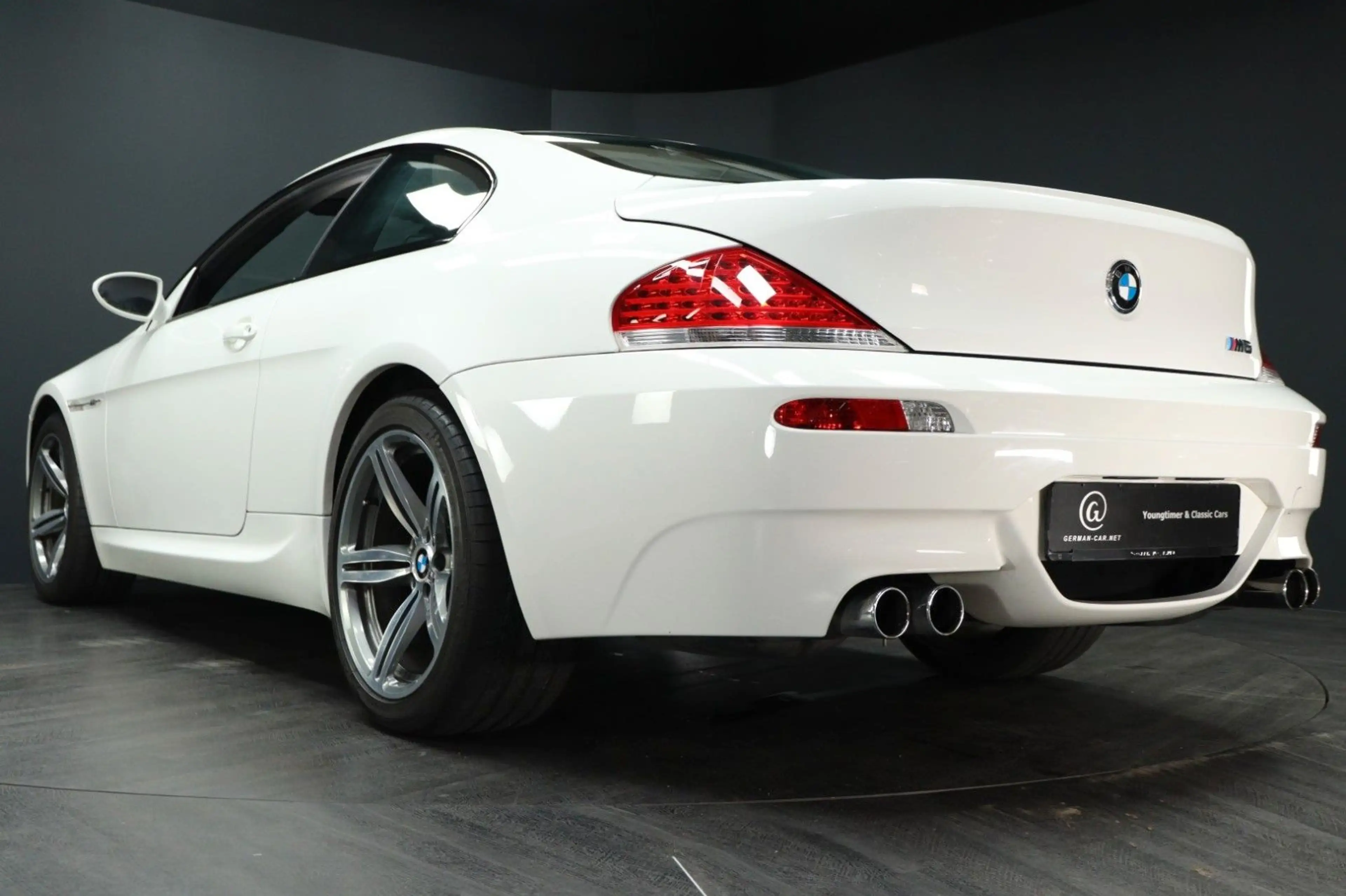 BMW M6 V10 Coupe — photo 35