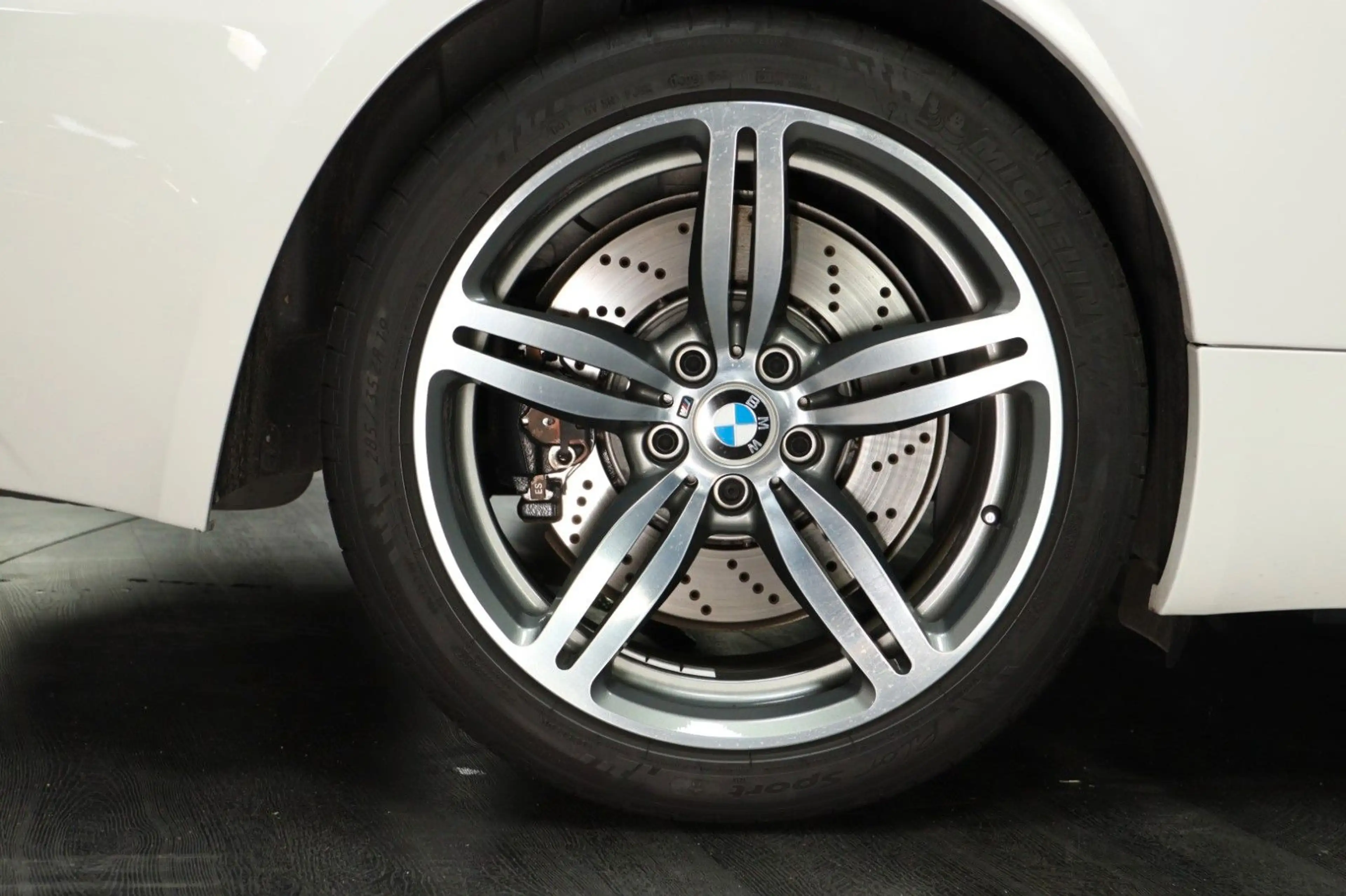 BMW M6 V10 Coupe — photo 49